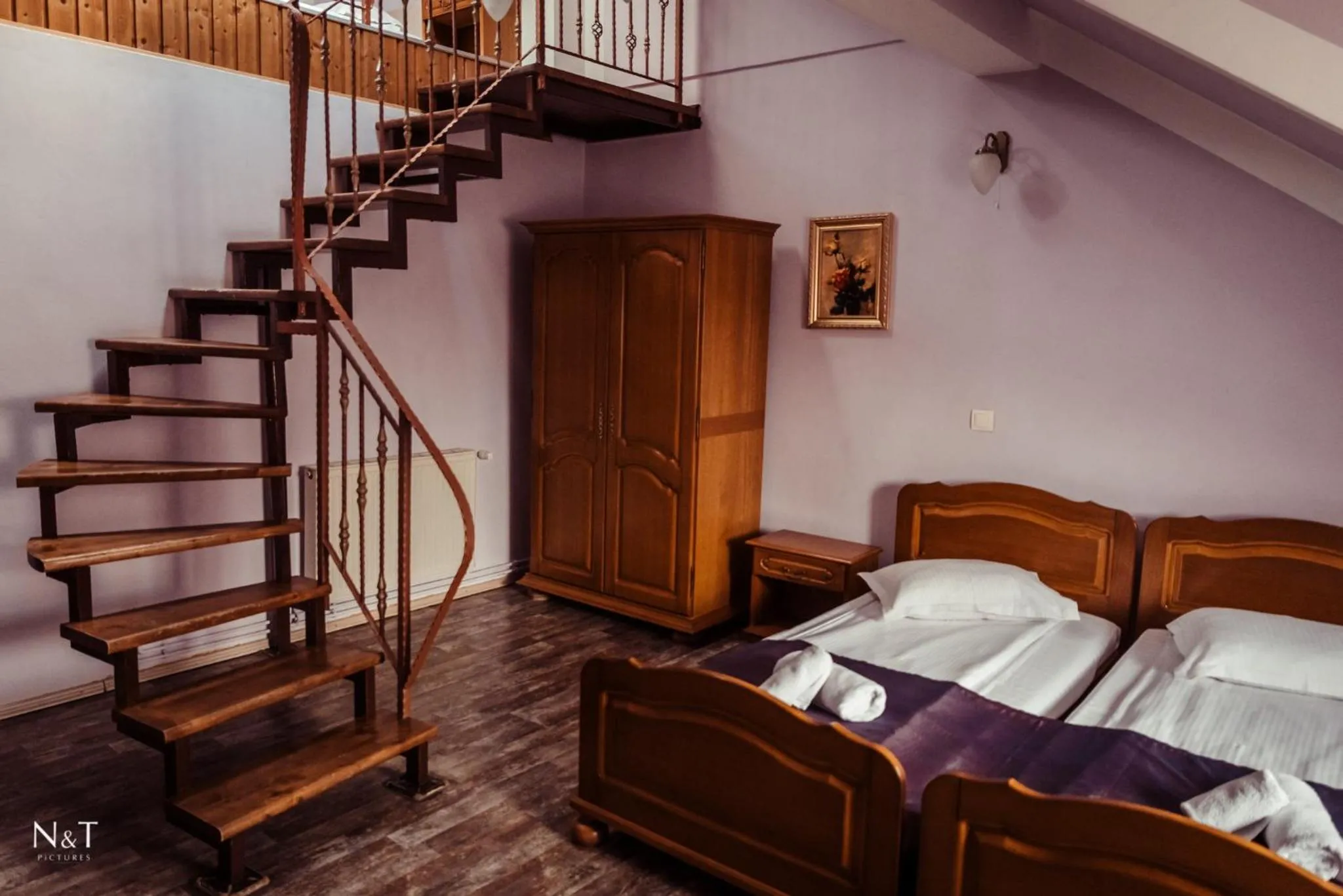 Duplex Suite (5 Adults) in Pensiunea Cardinal