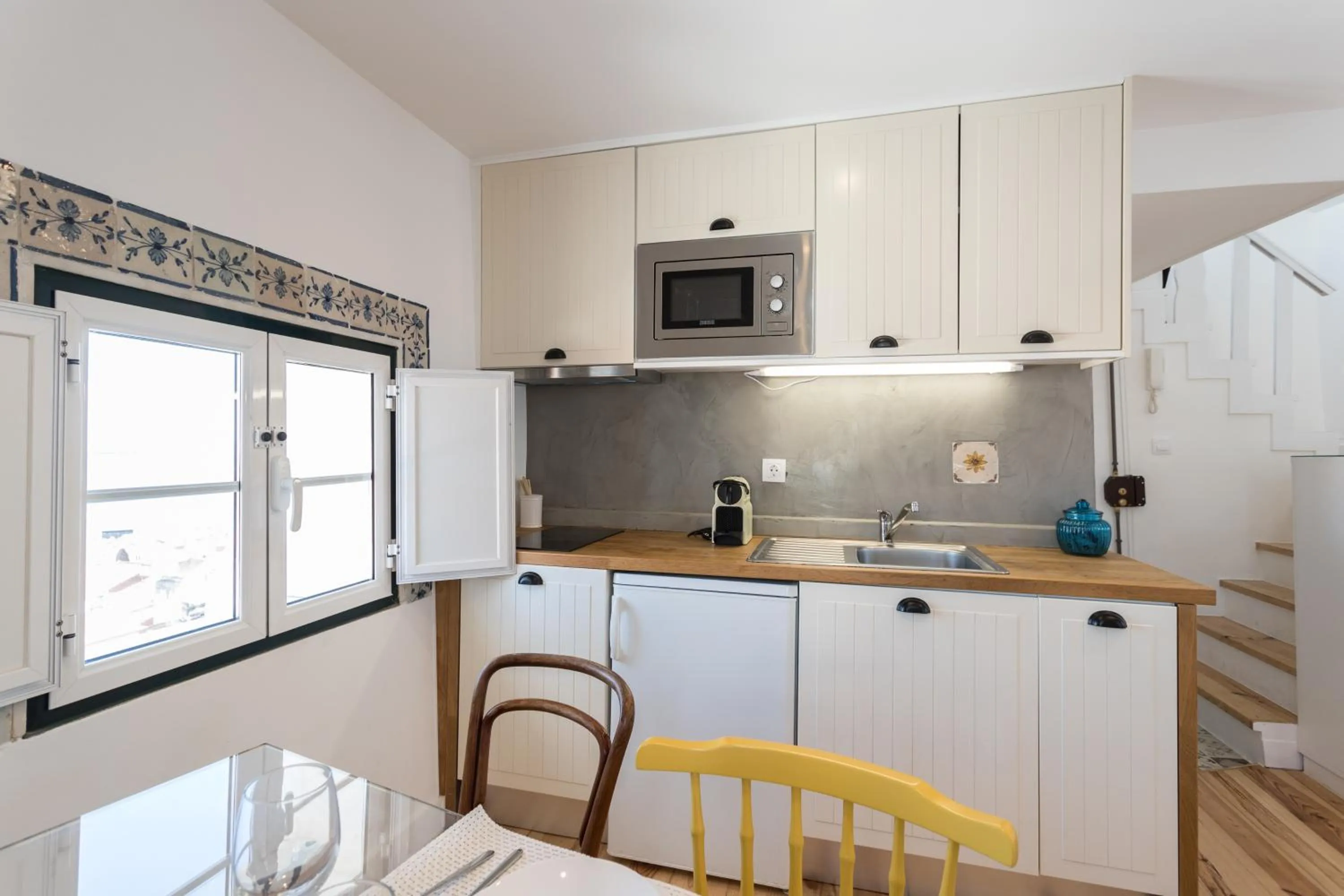 Kitchen or kitchenette in Alfama Loft Studio Loft Apartment w/ River View - by LU Holidays