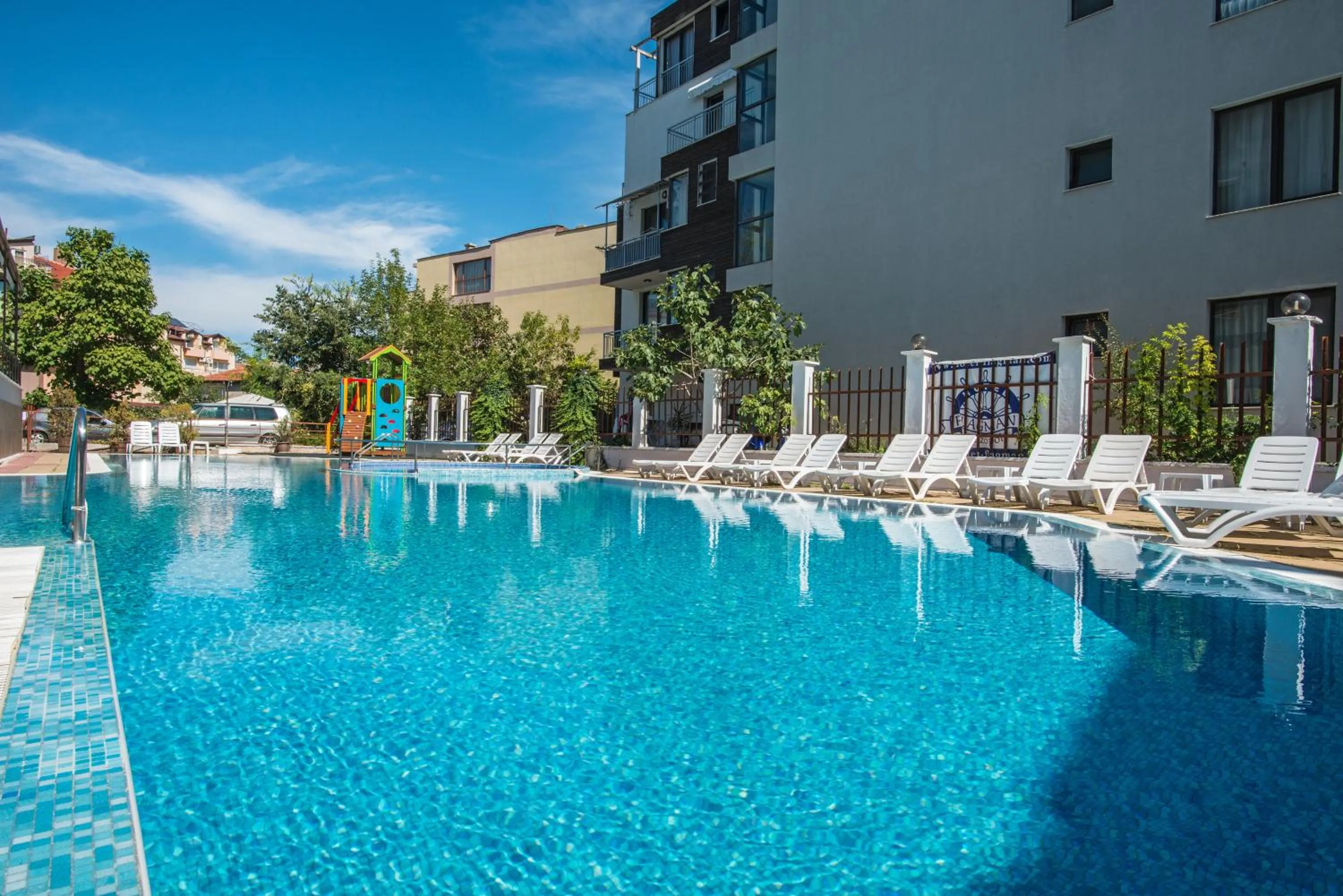 Swimming pool in Flagman Hotel