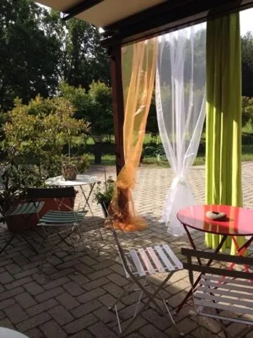 Patio in Motel 7 Laghi