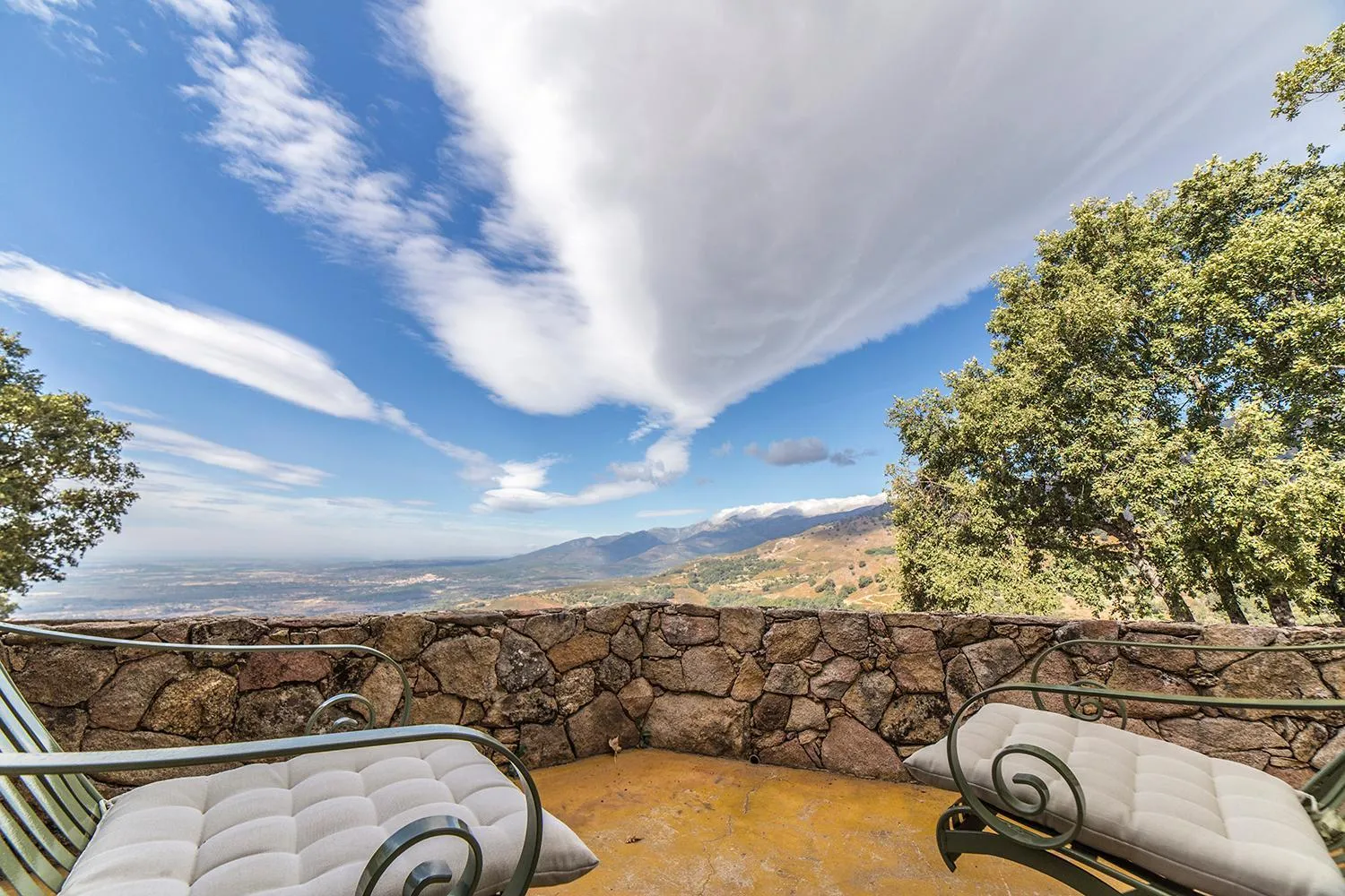 Mountain view in Hotel Nabia