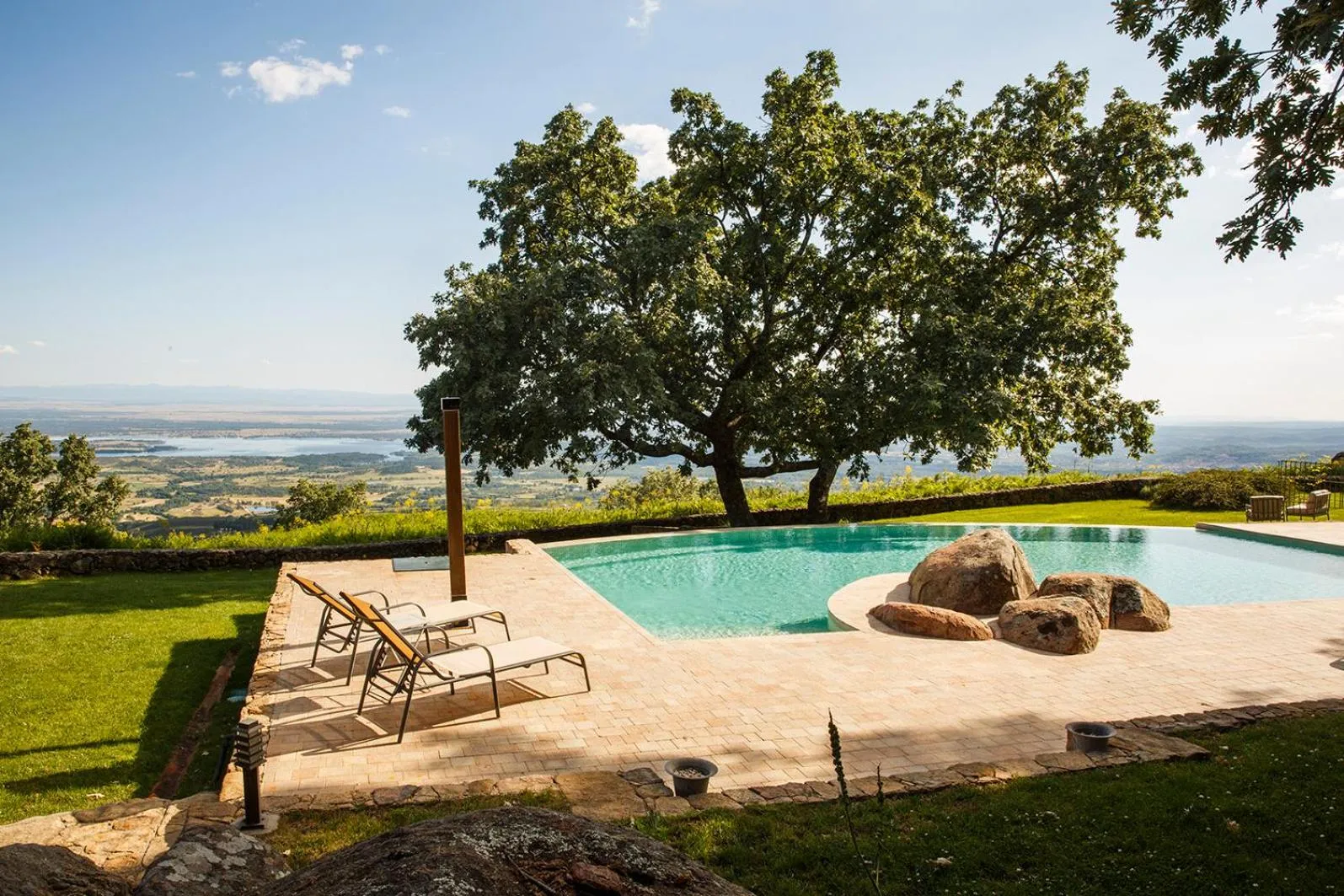 Swimming pool in Hotel Nabia