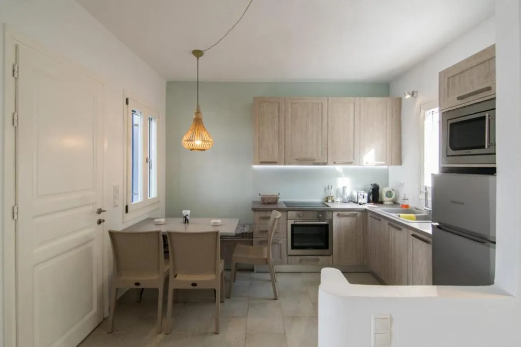 Kitchen or kitchenette in Apricot and Sea Luxury Villas