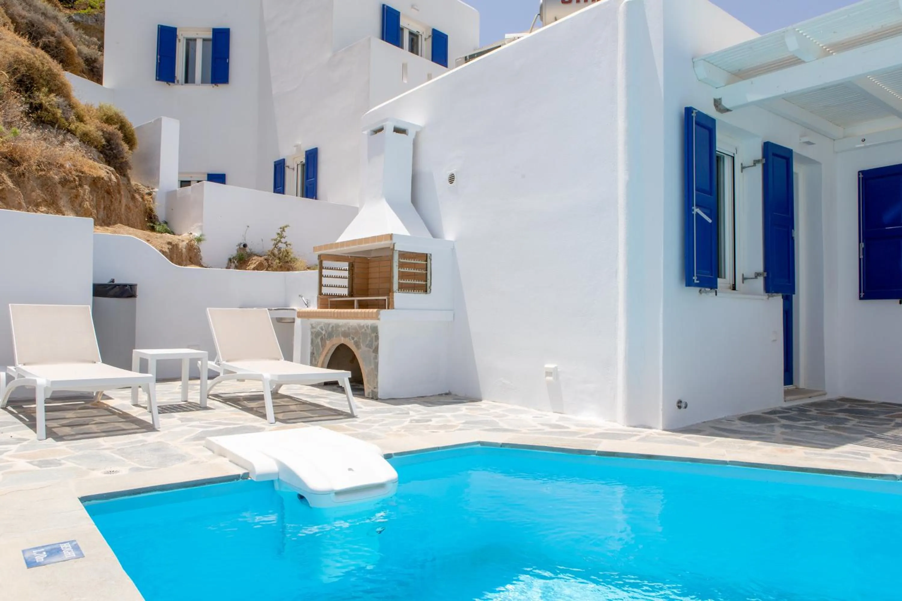 BBQ facilities in Apricot and Sea Luxury Villas