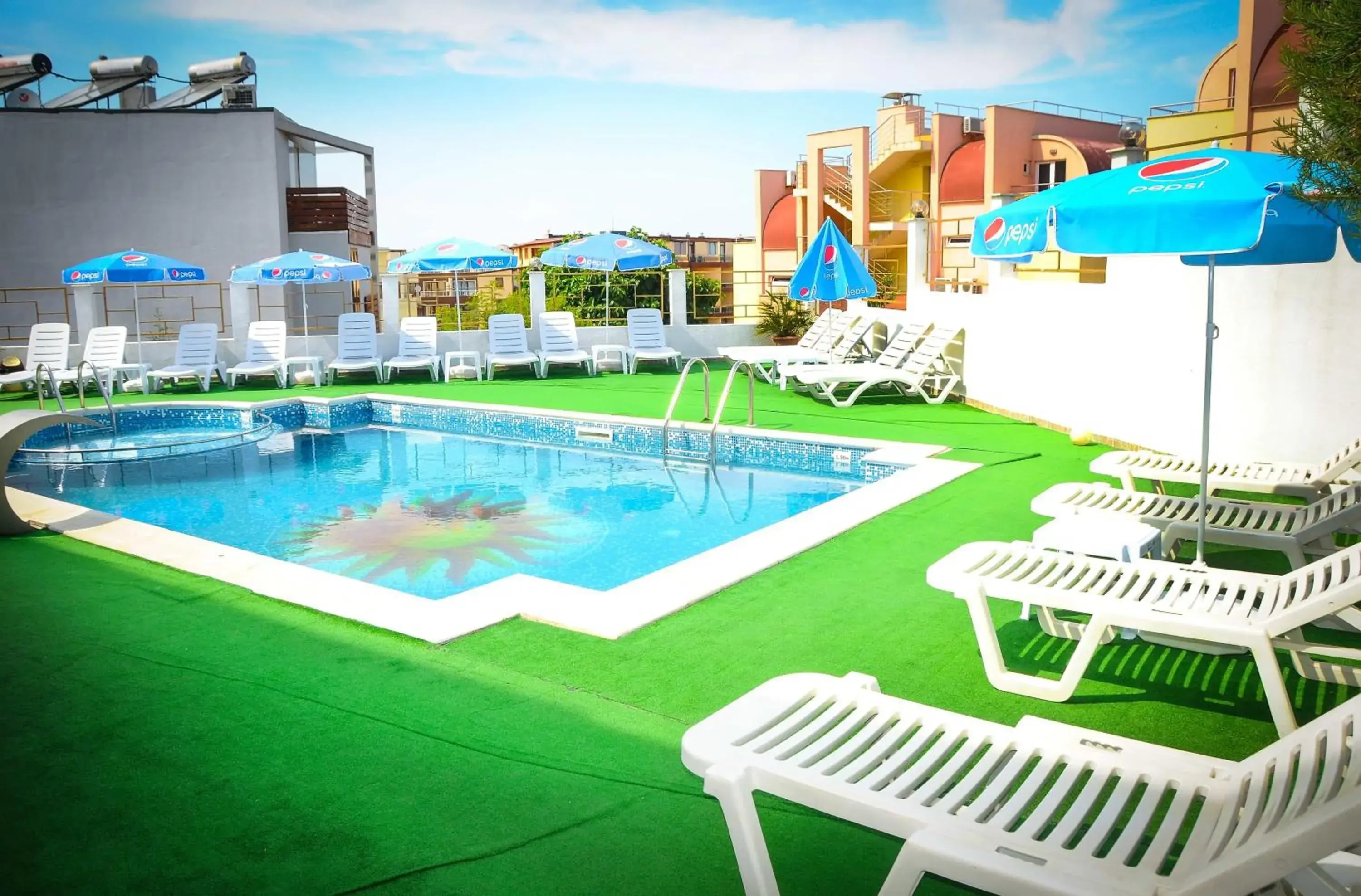 Swimming pool in Hotel Apolis Swimming pool in Hotel Apolis