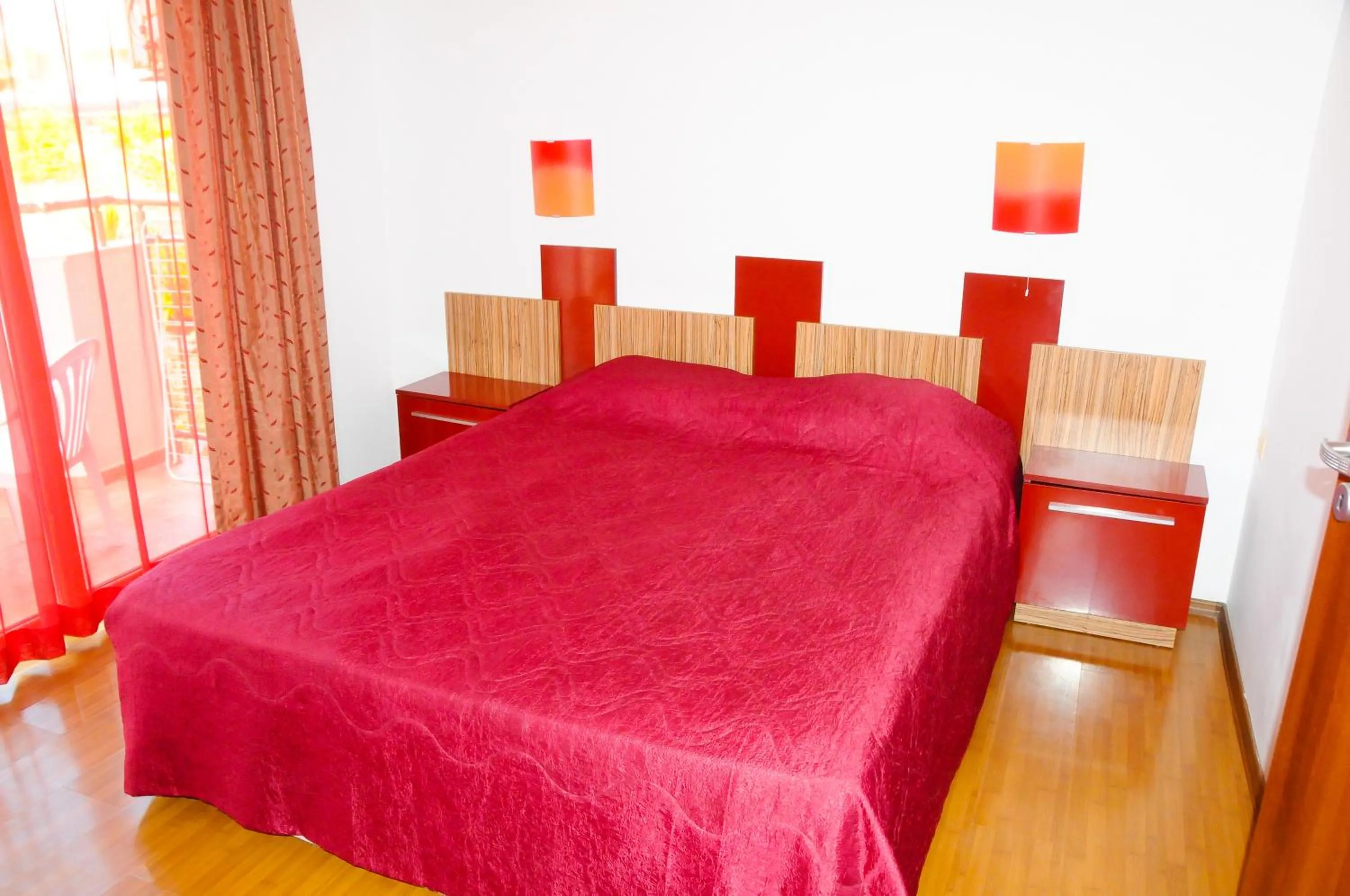 Photo of the whole room, Bed in Hotel Apolis