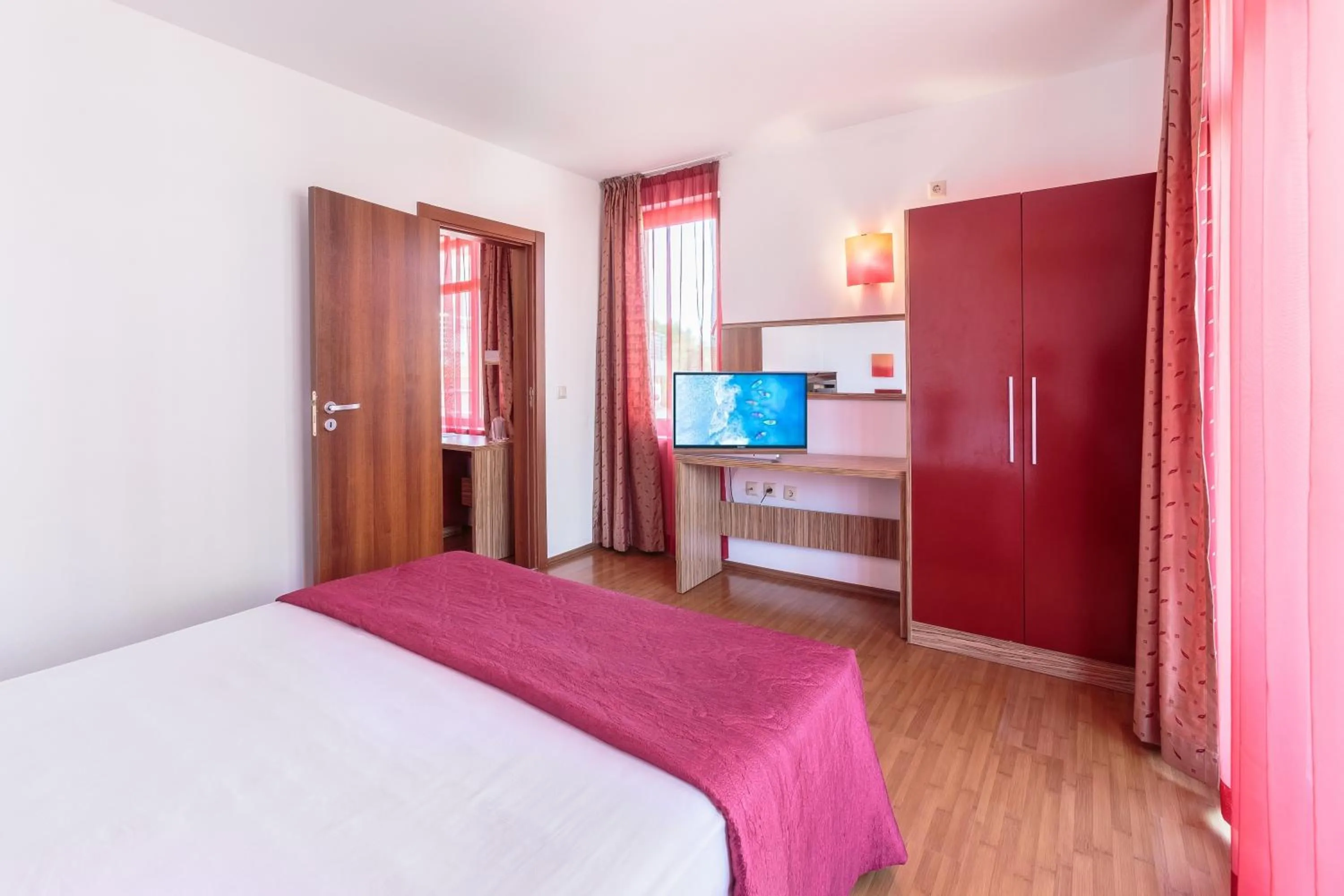 Bedroom, Bed in Hotel Apolis