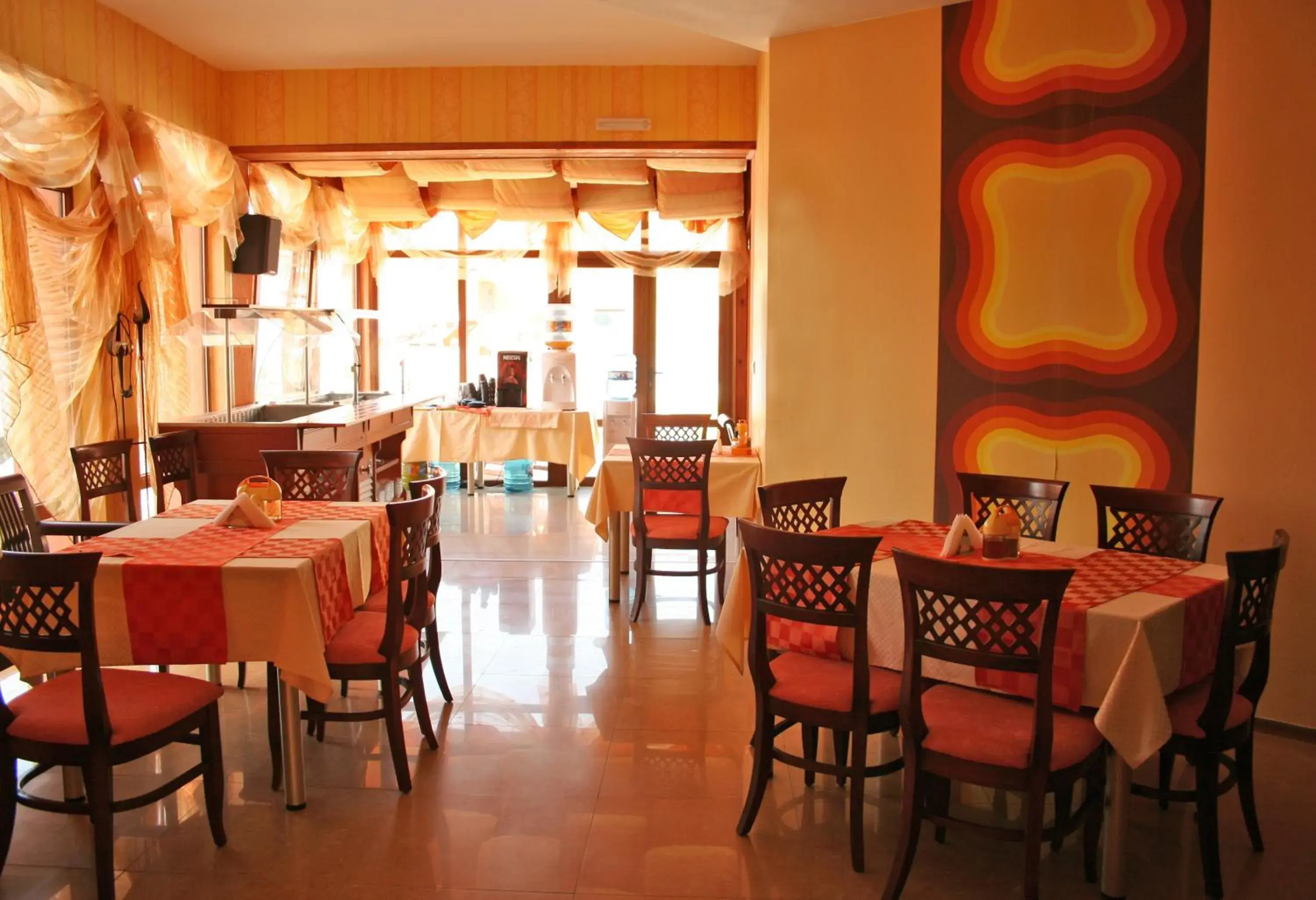 Restaurant/places to eat in Hotel Apolis Restaurant/places to eat in Hotel Apolis