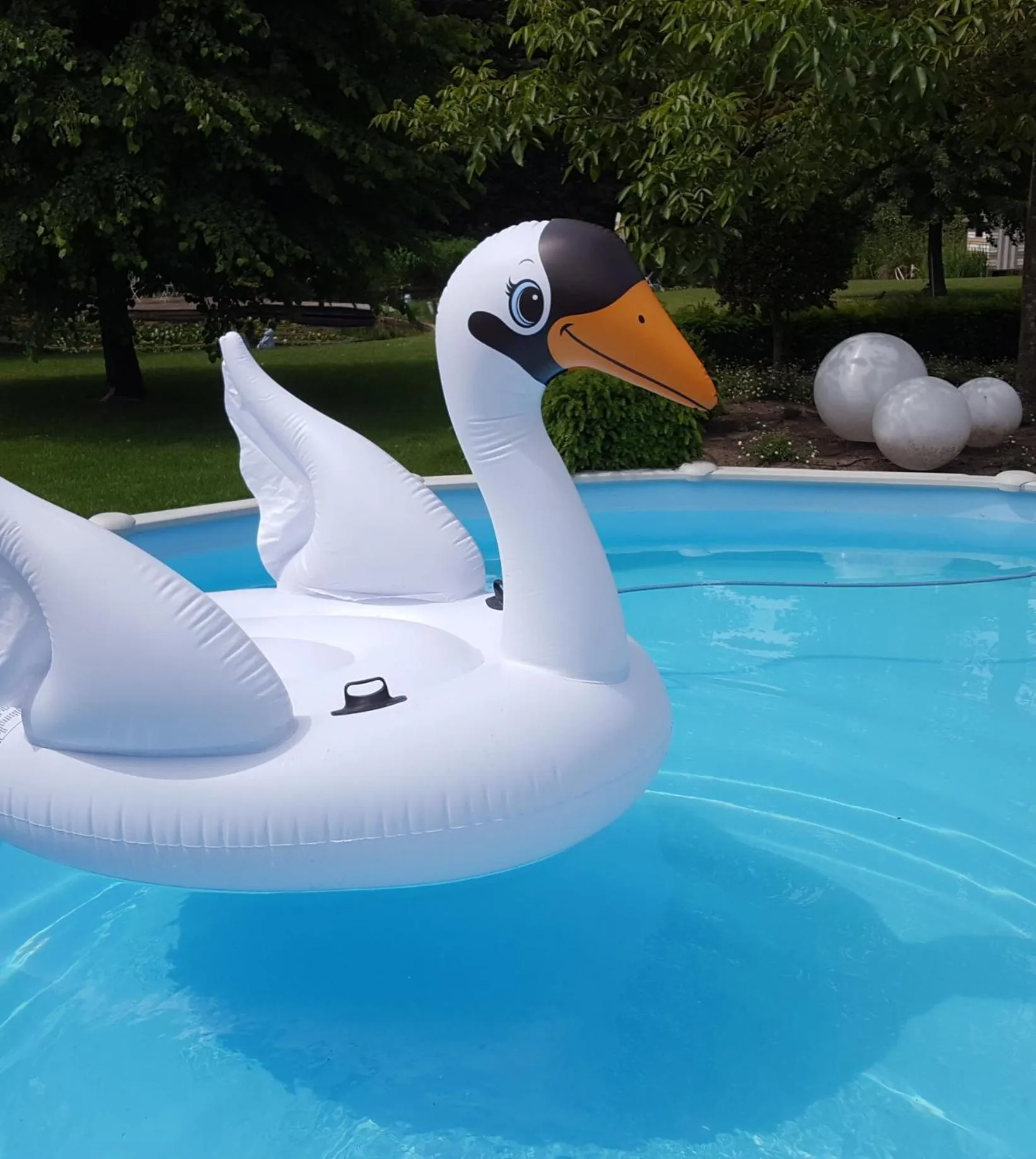 Swimming pool in Villami