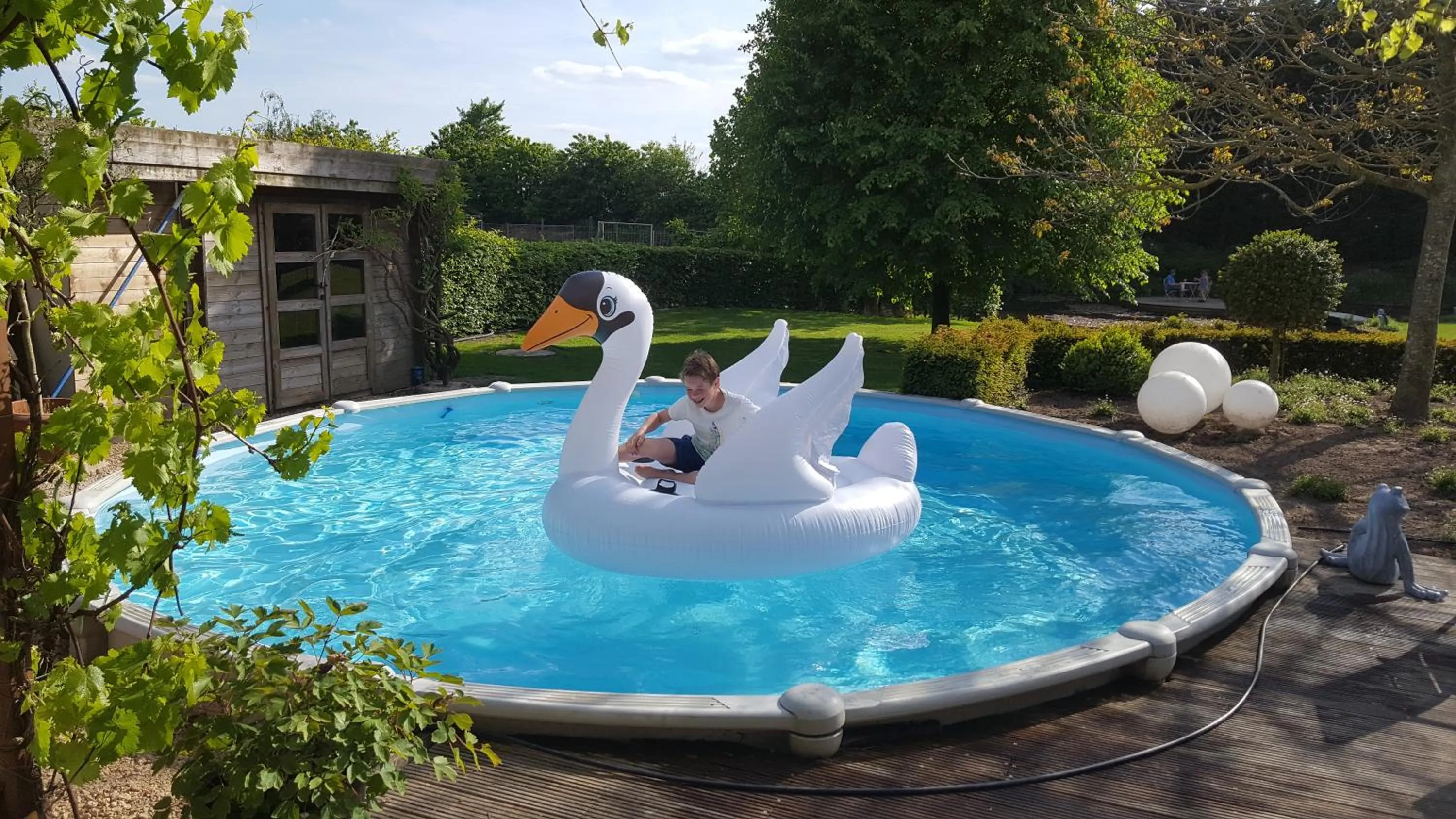 Swimming pool in Villami