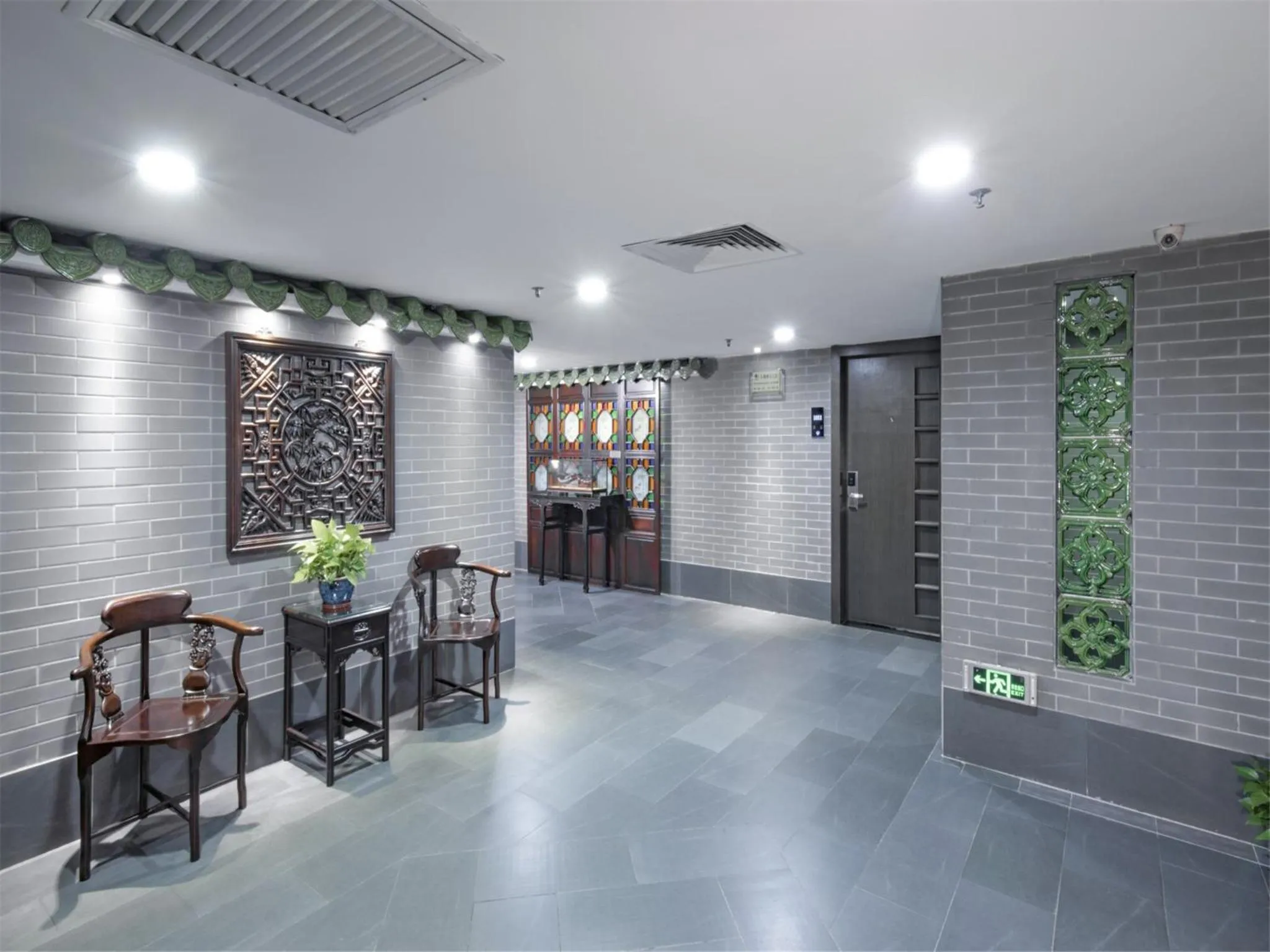 Decorative detail in Zhuhai Special Economic Zone Hotel