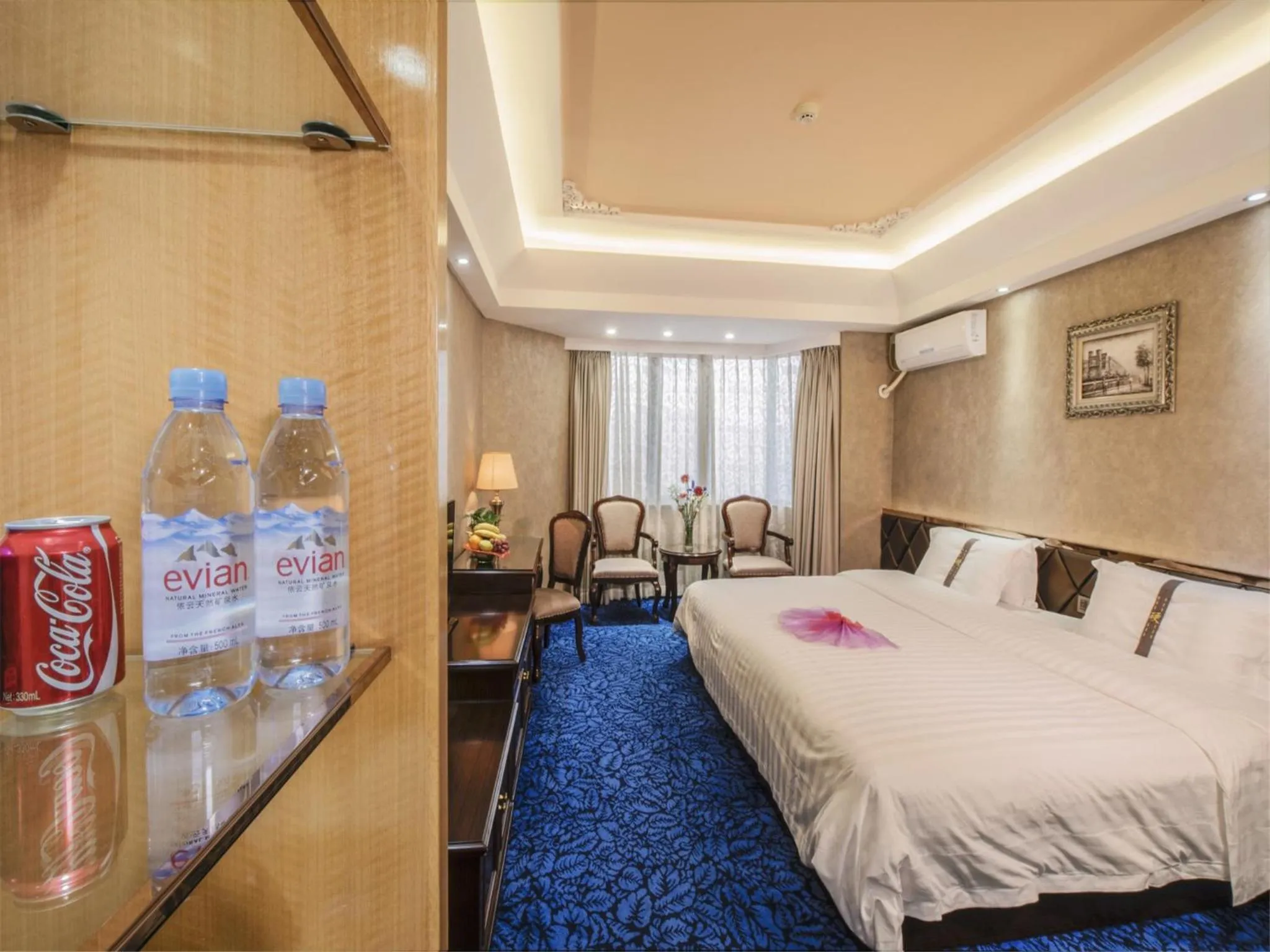 Bedroom in Zhuhai Special Economic Zone Hotel