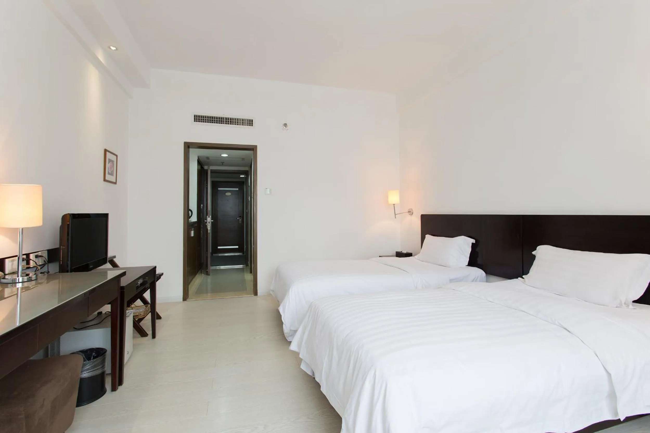 Decorative detail, TV/Entertainment Center in Zhuhai Special Economic Zone Hotel