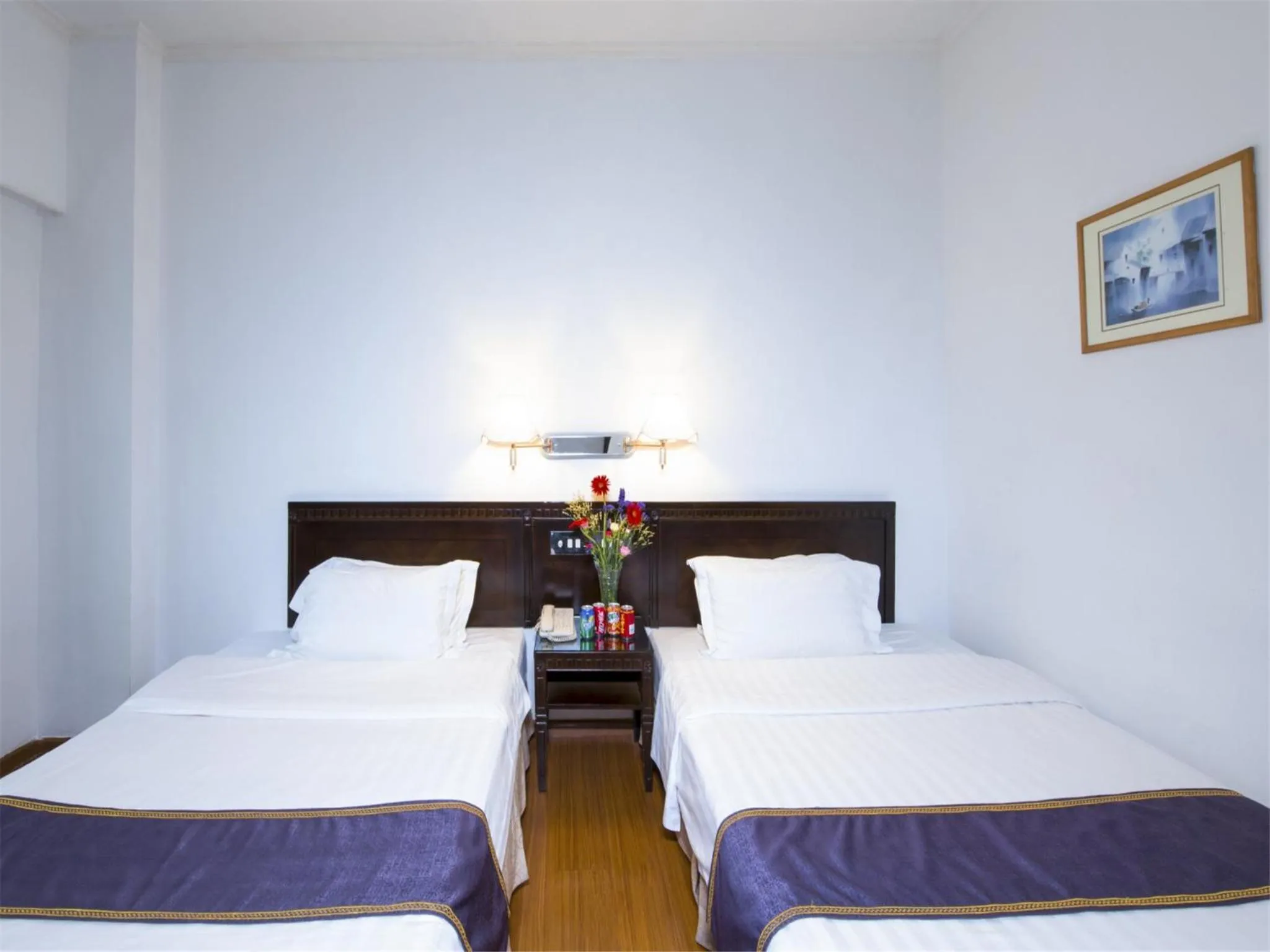 Bedroom in Zhuhai Special Economic Zone Hotel