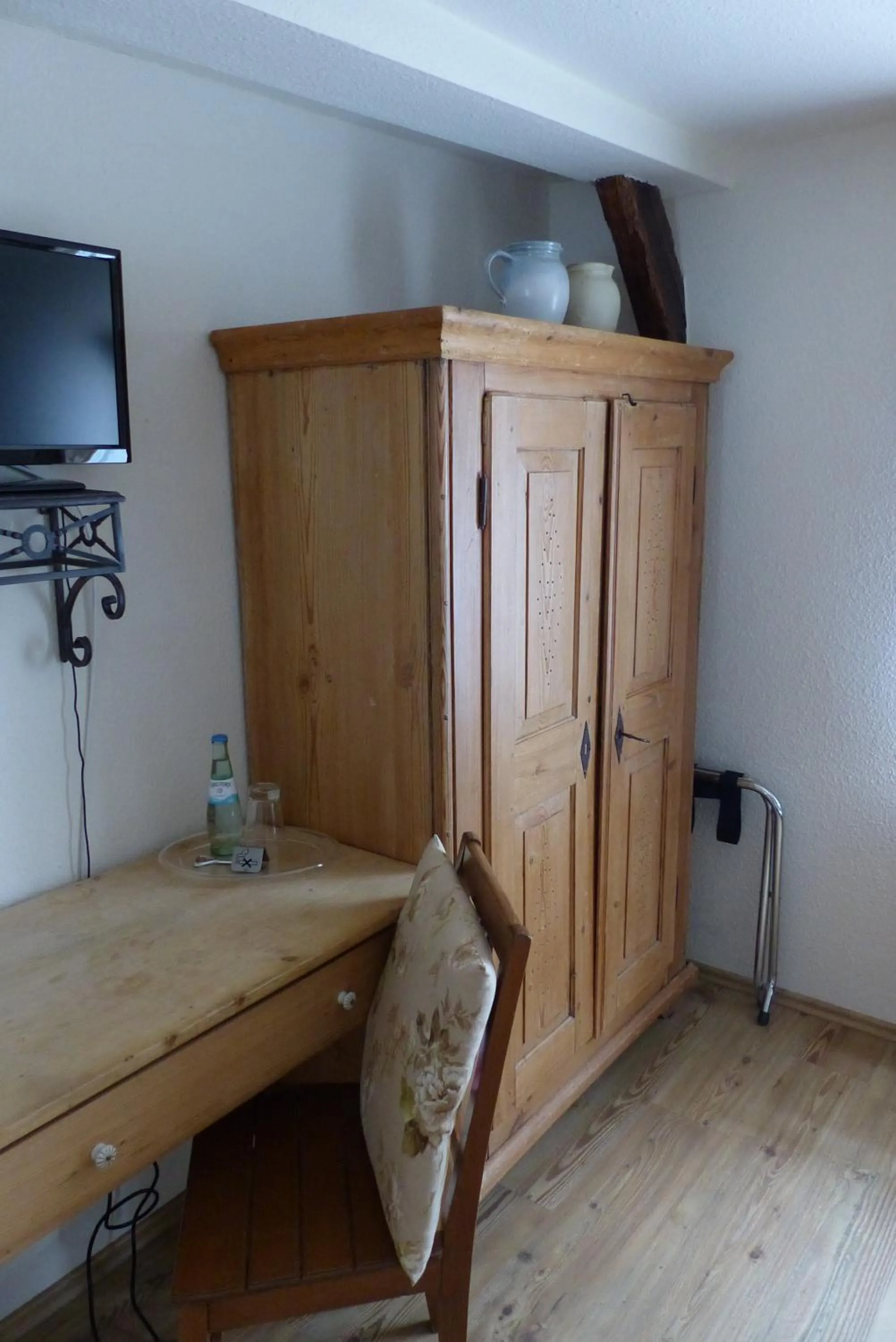 Photo of the whole room in Hotel Ehinger Rose