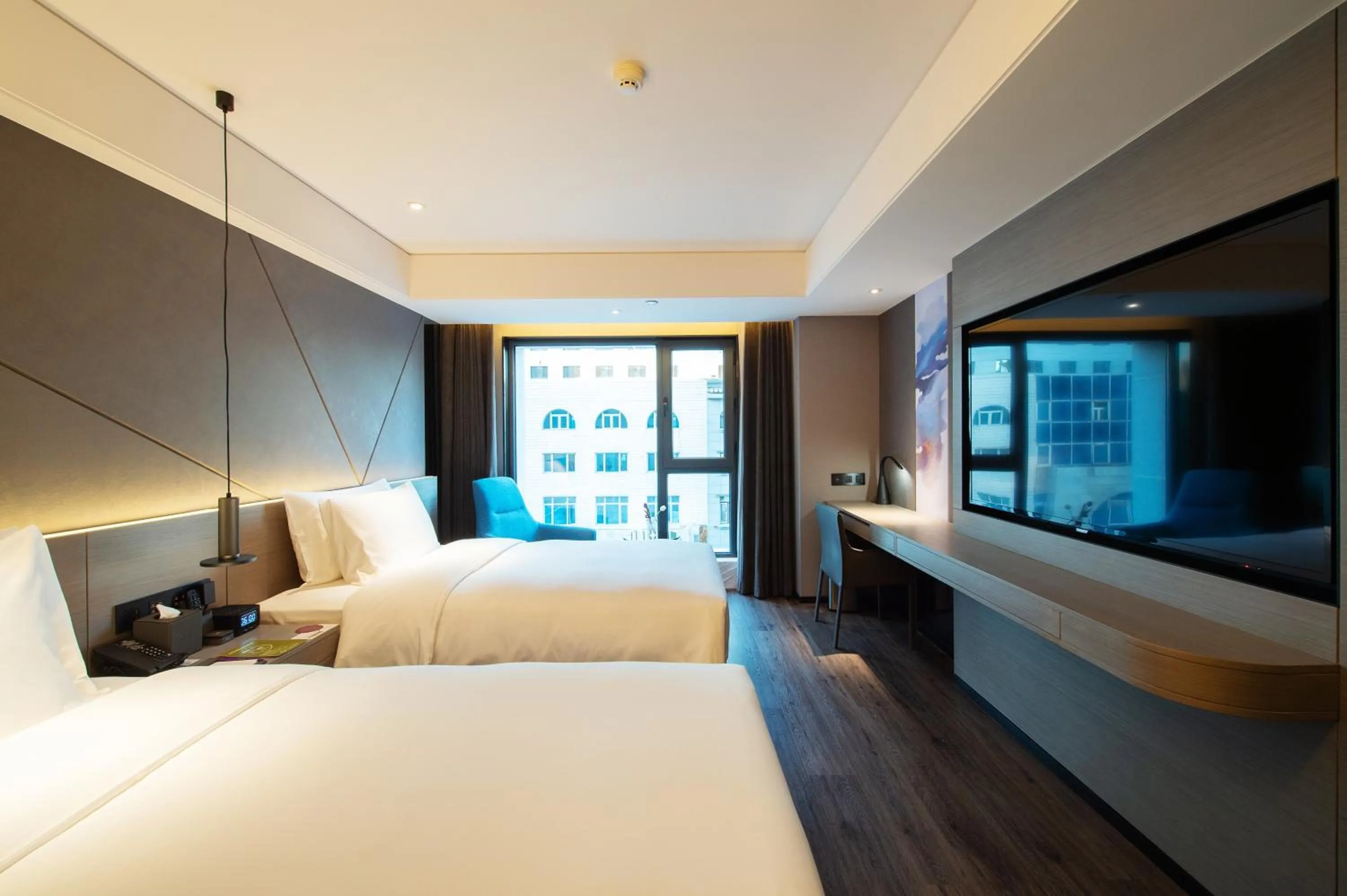 Photo of the whole room, Bed in Mercure Harbin Central Street Sophia Church