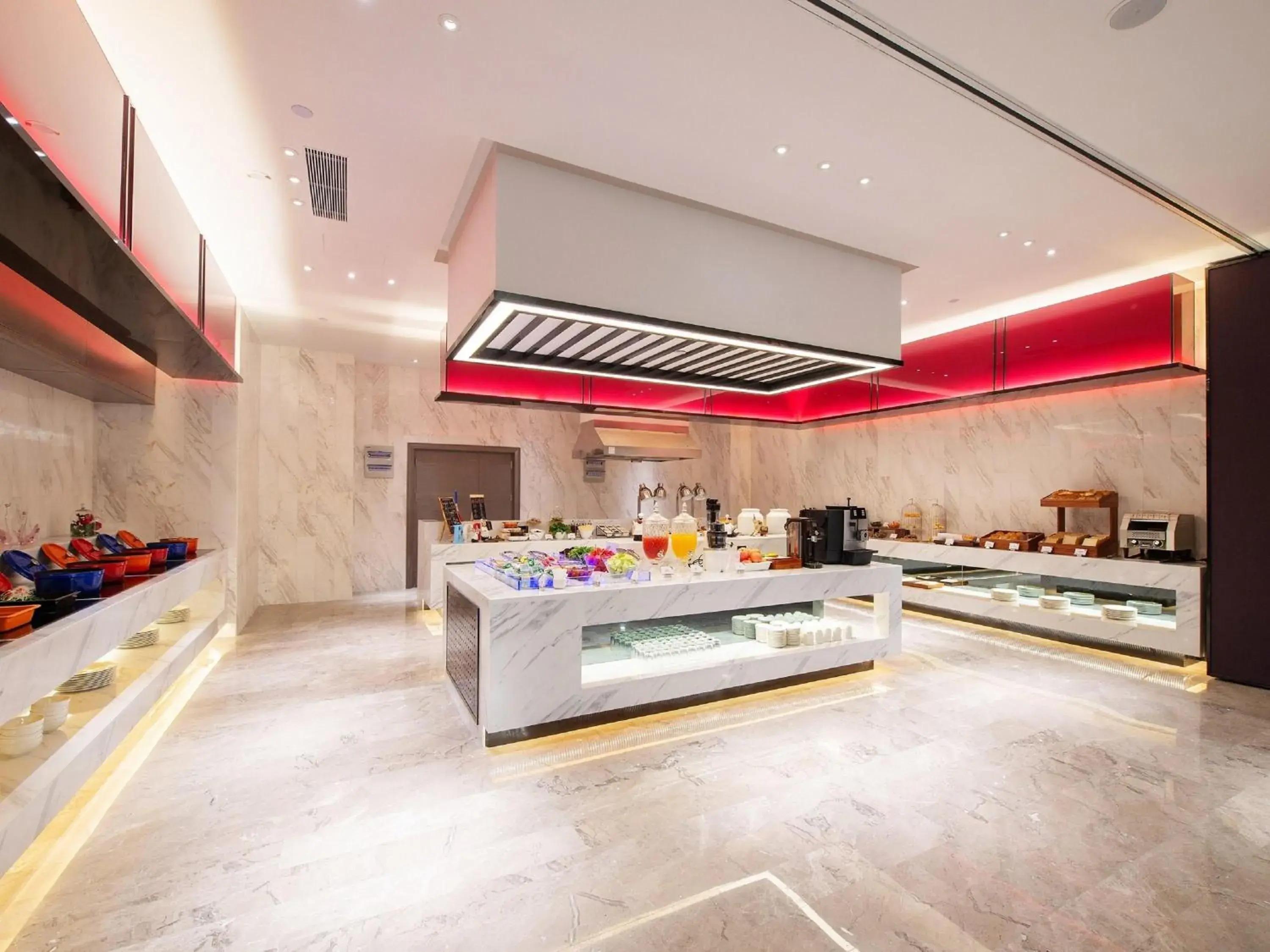 Restaurant/places to eat in Mercure Harbin Central Street Sophia Church Restaurant/places to eat in Mercure Harbin Central Street Sophia Church