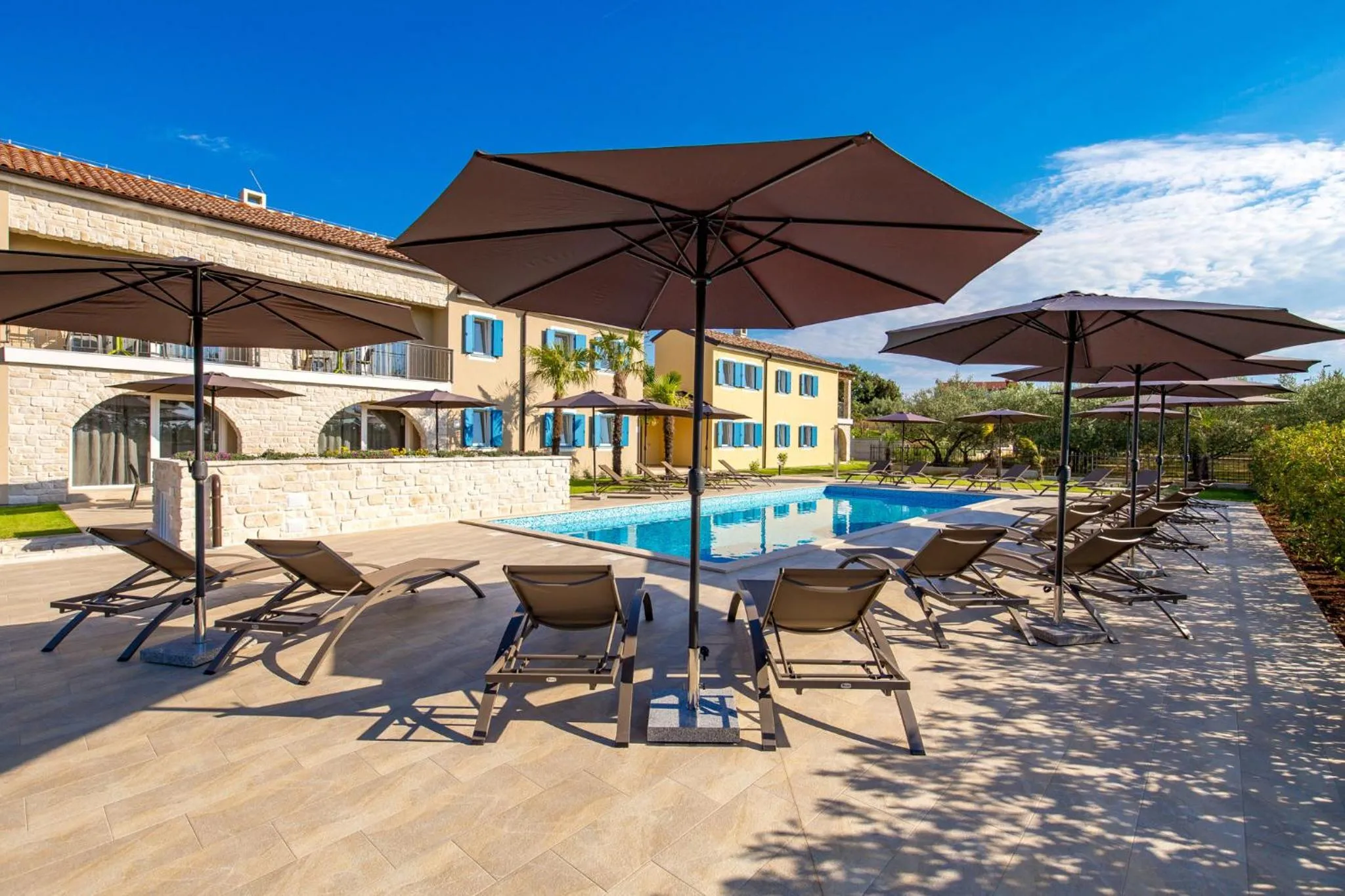One-Bedroom Apartment with Terrace in Olea Residence