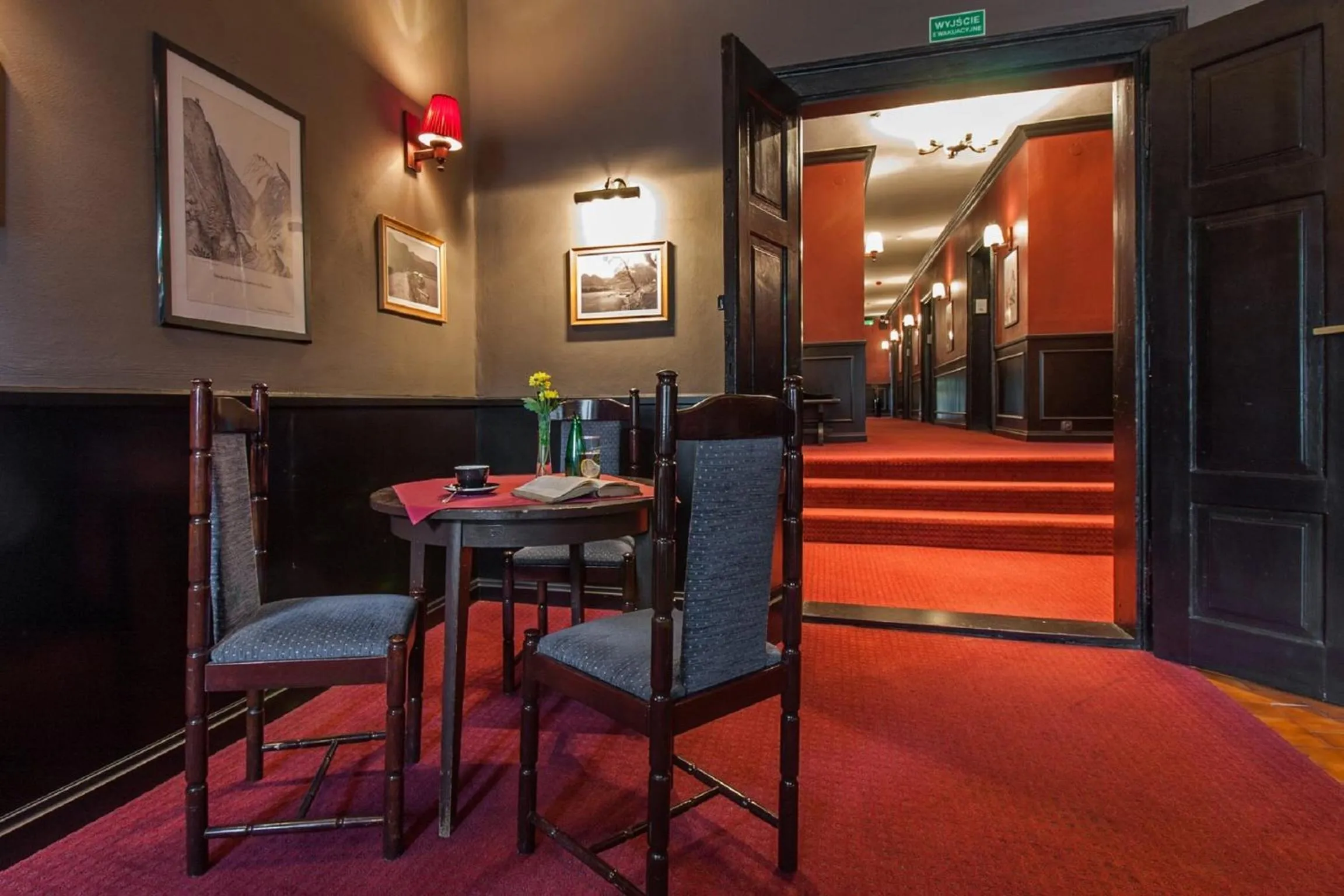 Communal lounge/ TV room in Willa Marta Szczawnica