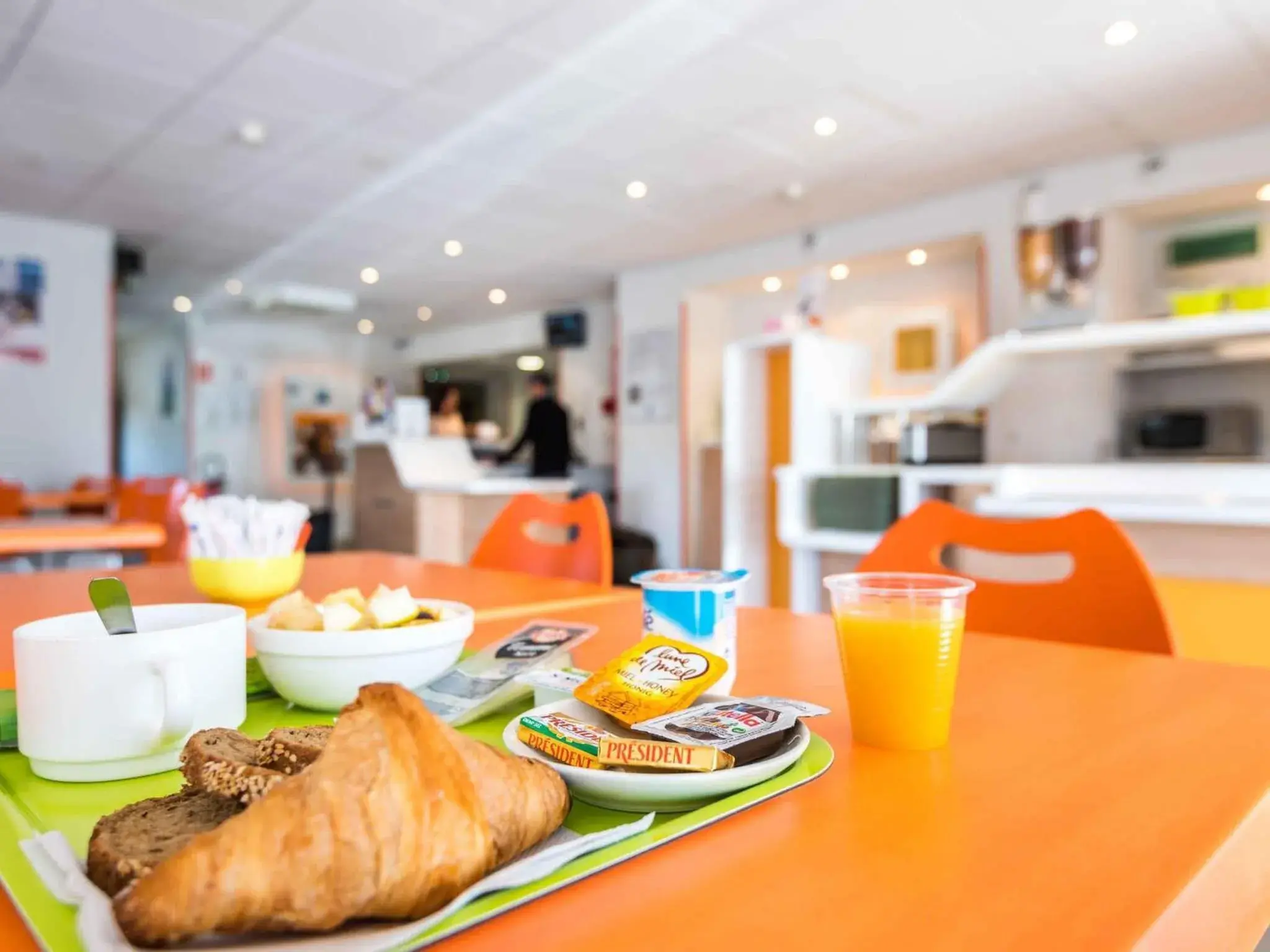 Breakfast in ibis budget Amberieu en Bugey/Chateau Gaillard A42 Breakfast in ibis budget Amberieu en Bugey/Chateau Gaillard A42