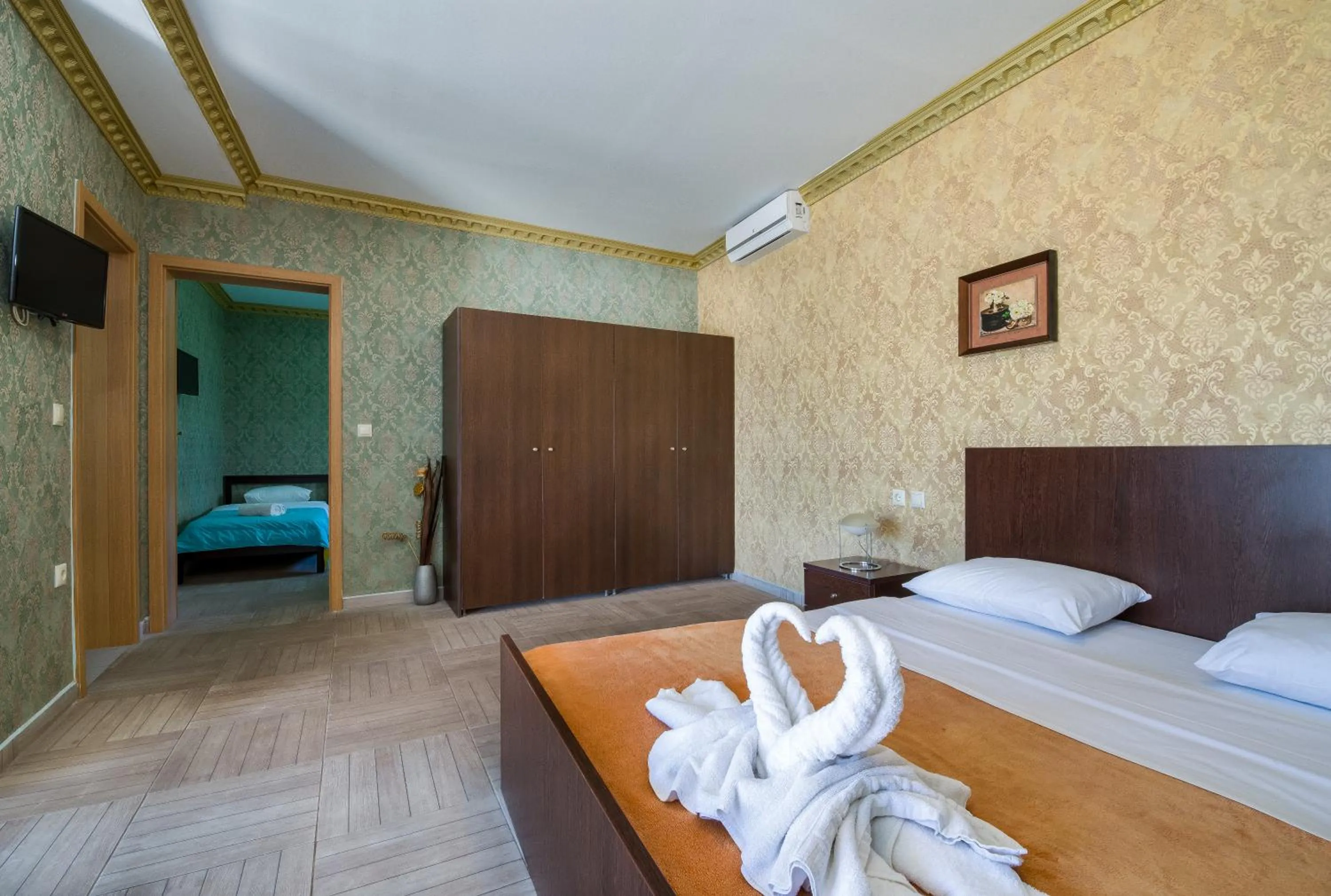 Bedroom, Bed in Paradice Hotel Luxury Suites-Near zorbas Beach-FREE Breakfast
