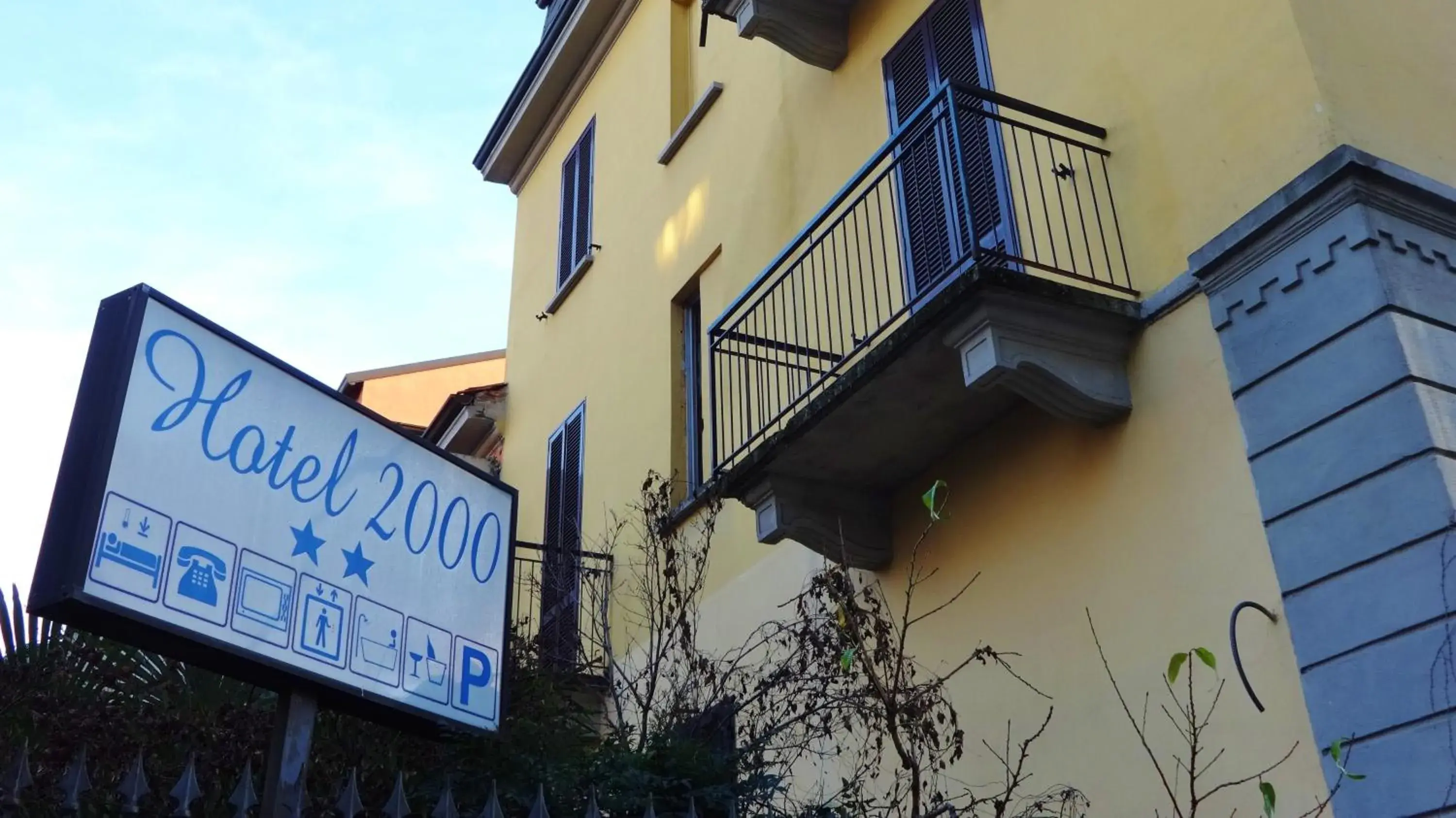 Property building in Hotel2000 Property building in Hotel2000