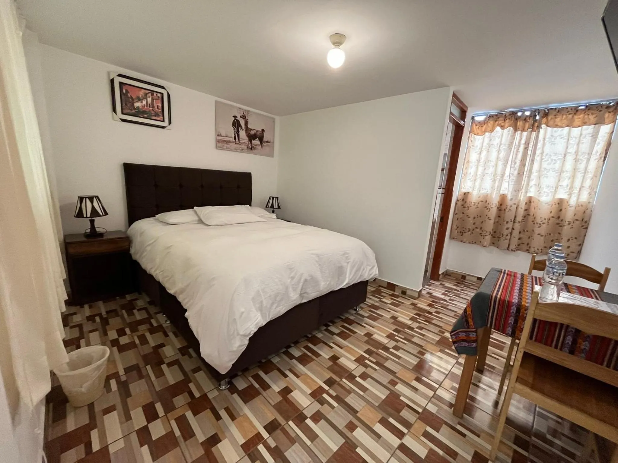 Bed in Hostal Apu Qhawarina