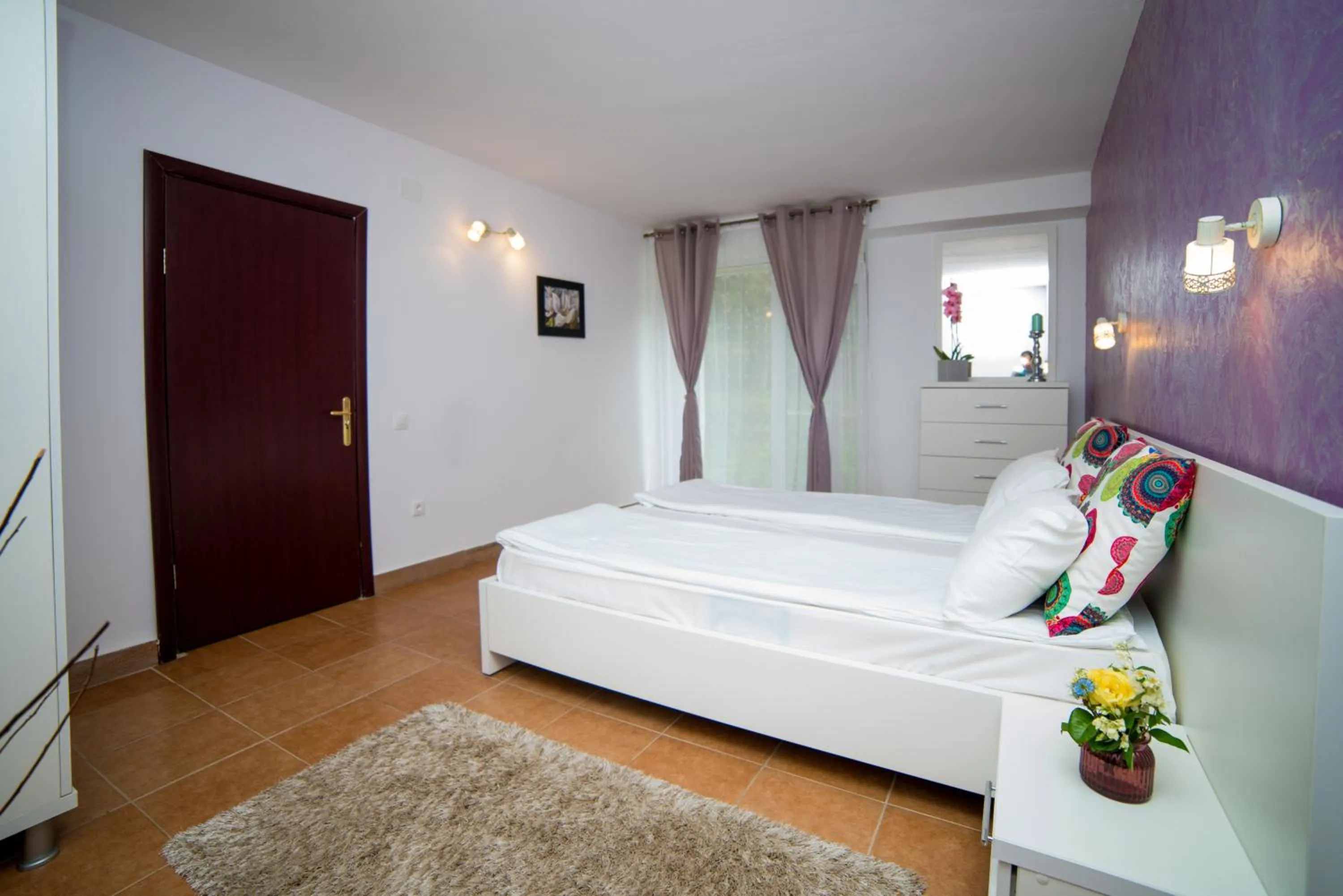 Bedroom, Bed in Hotel Corina