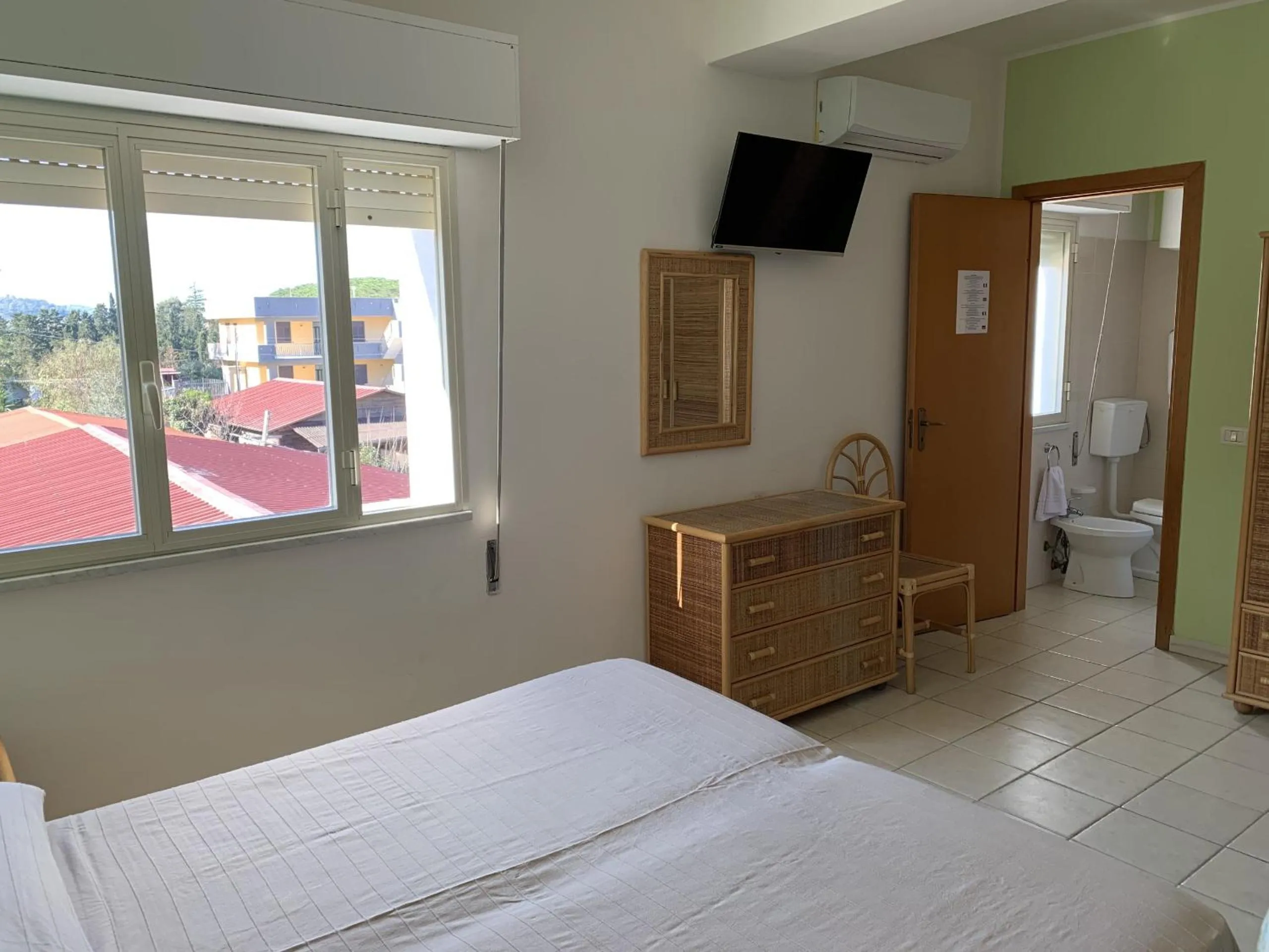 Bedroom, Bed in Hotel Il Triangolo