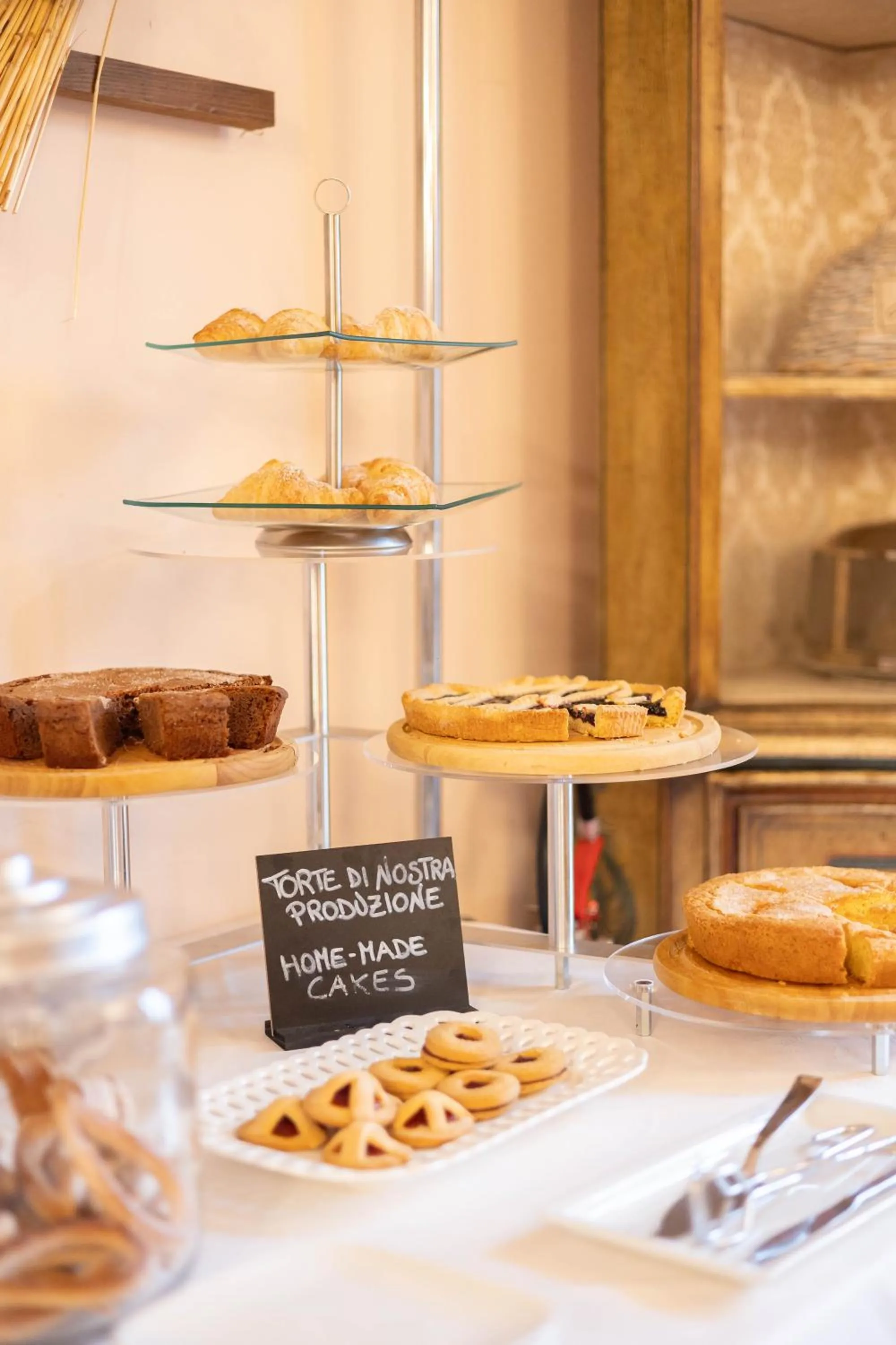 Food and drinks in Hotel La Fertè