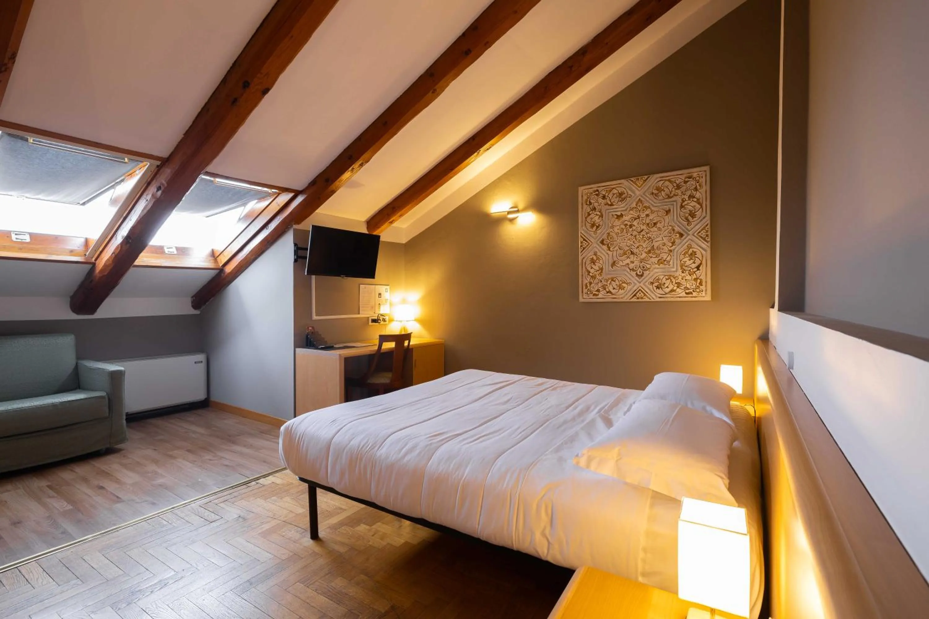 Bed in Hotel La Fertè