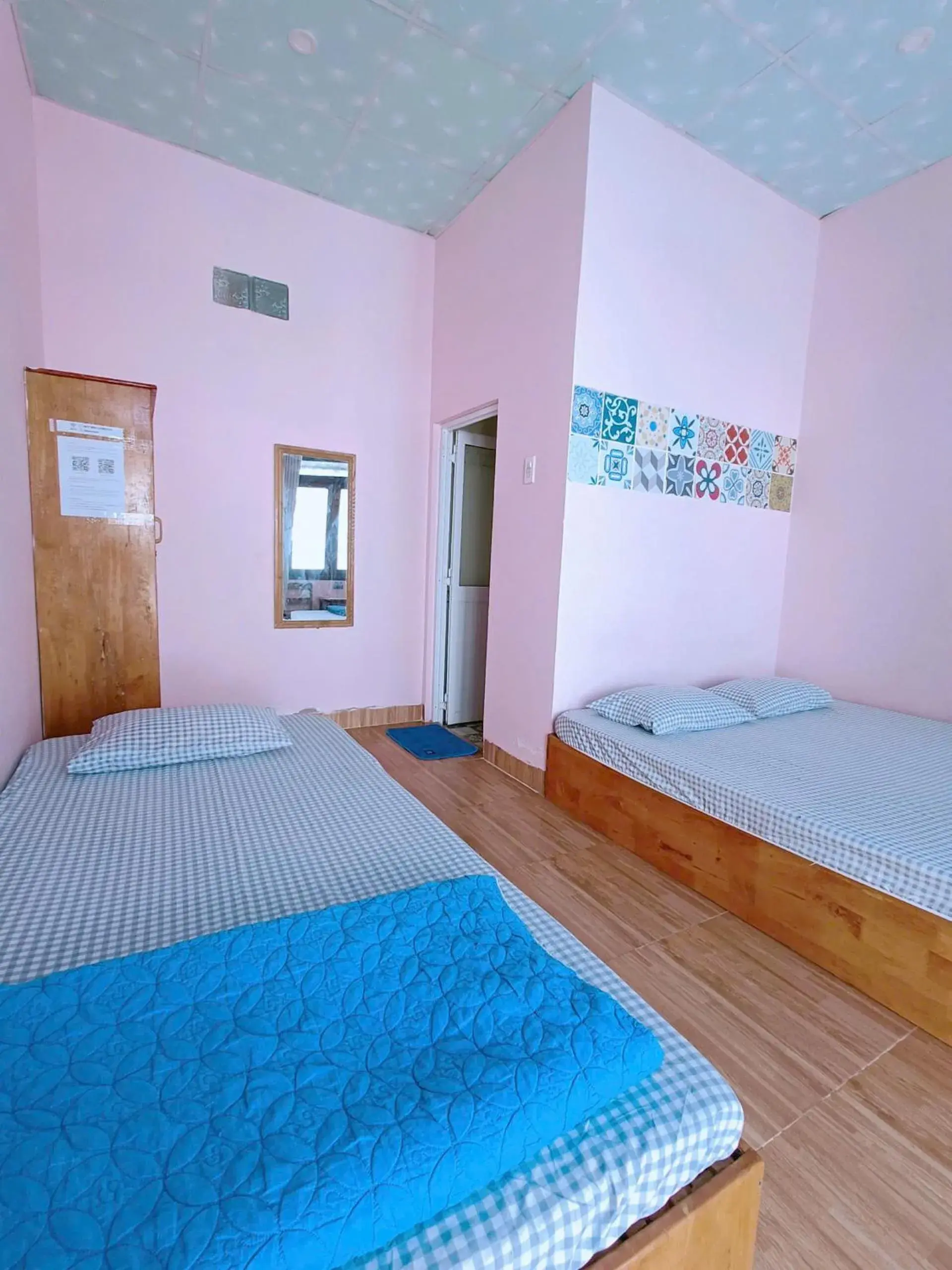 Basic Triple Room - single occupancy in Bot Bien Homestay Basic Triple Room - single occupancy in Bot Bien Homestay