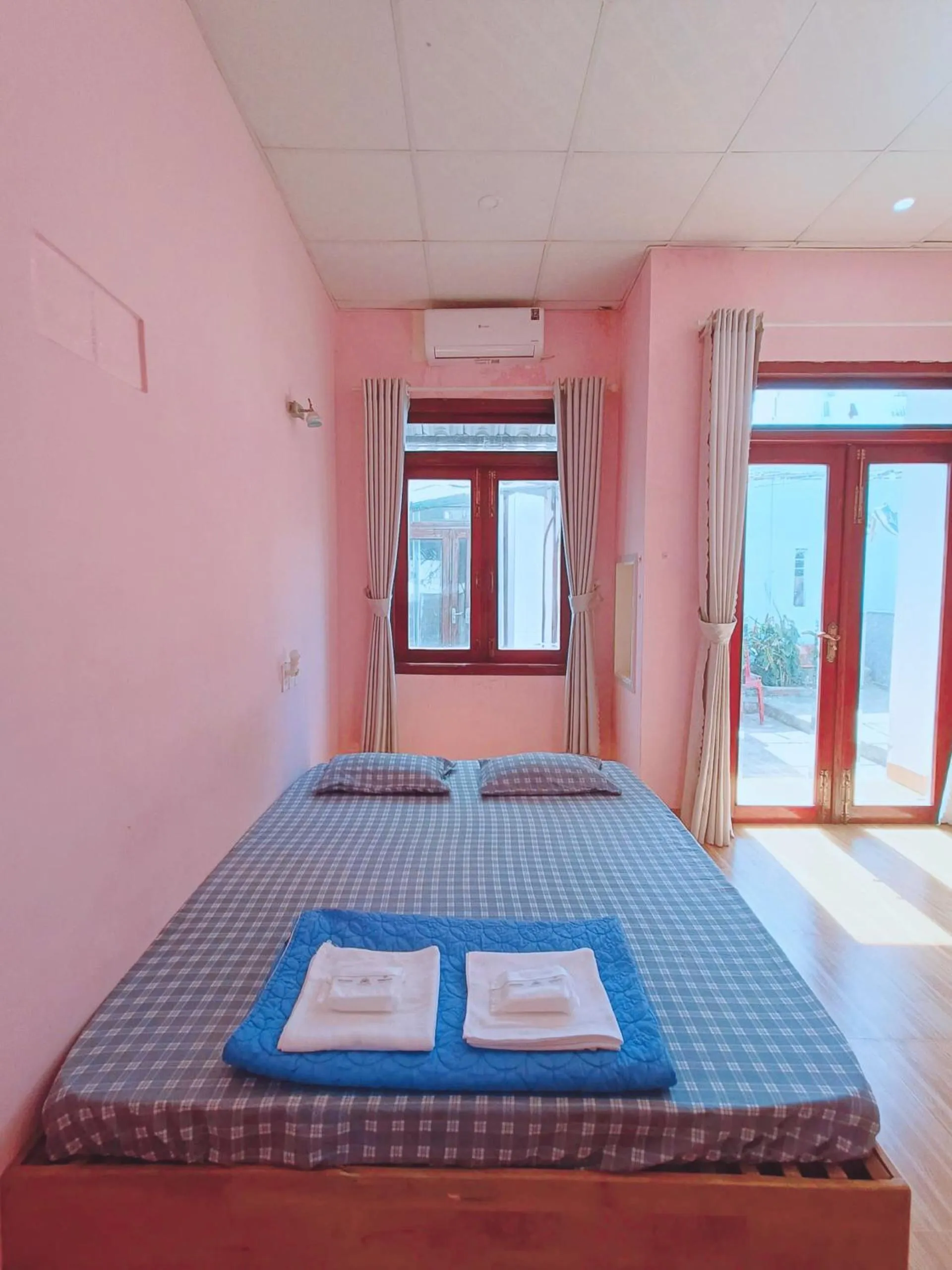 Bed in Bot Bien Homestay