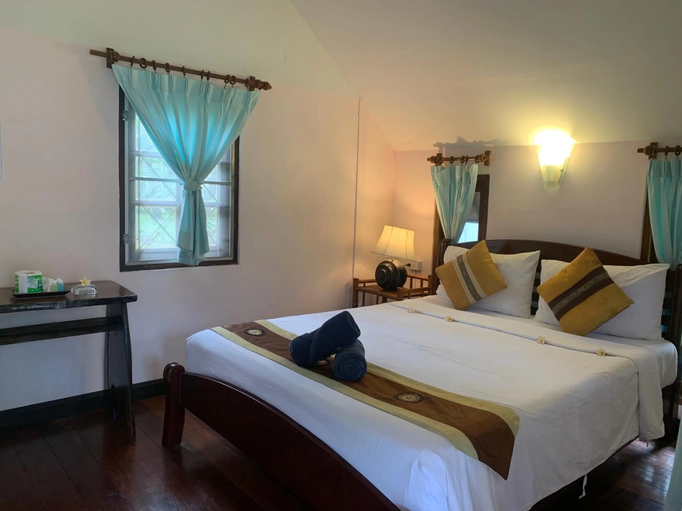 Property building, Bed in Seashell Resort Koh Tao-SHA Plus