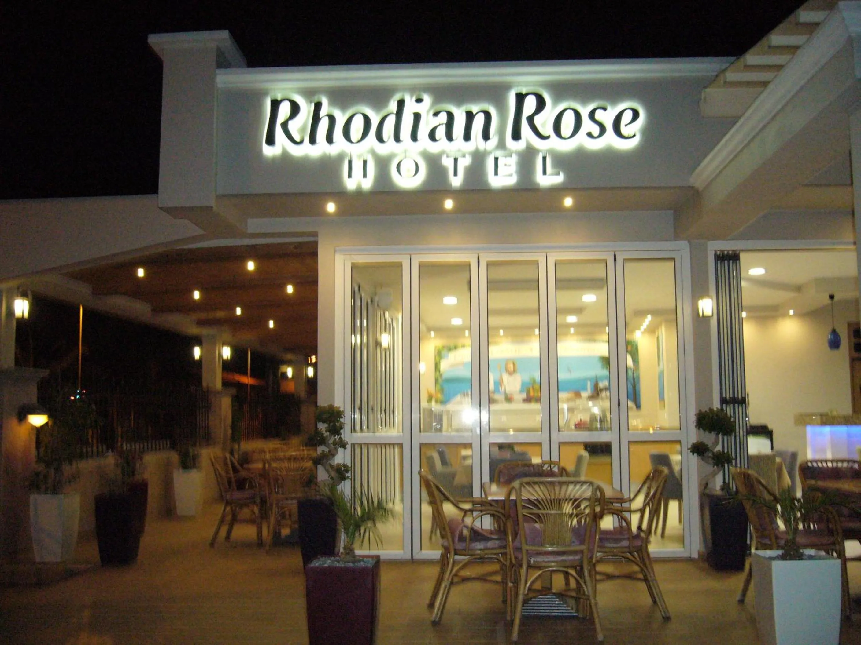 Restaurant/places to eat in Rhodian Rose Hotel