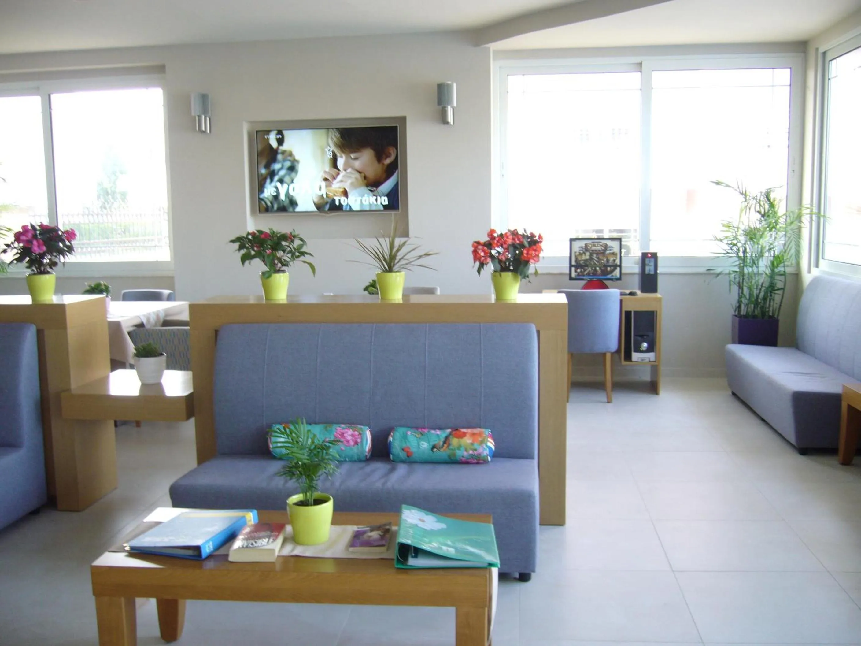 Restaurant/places to eat in Rhodian Rose Hotel