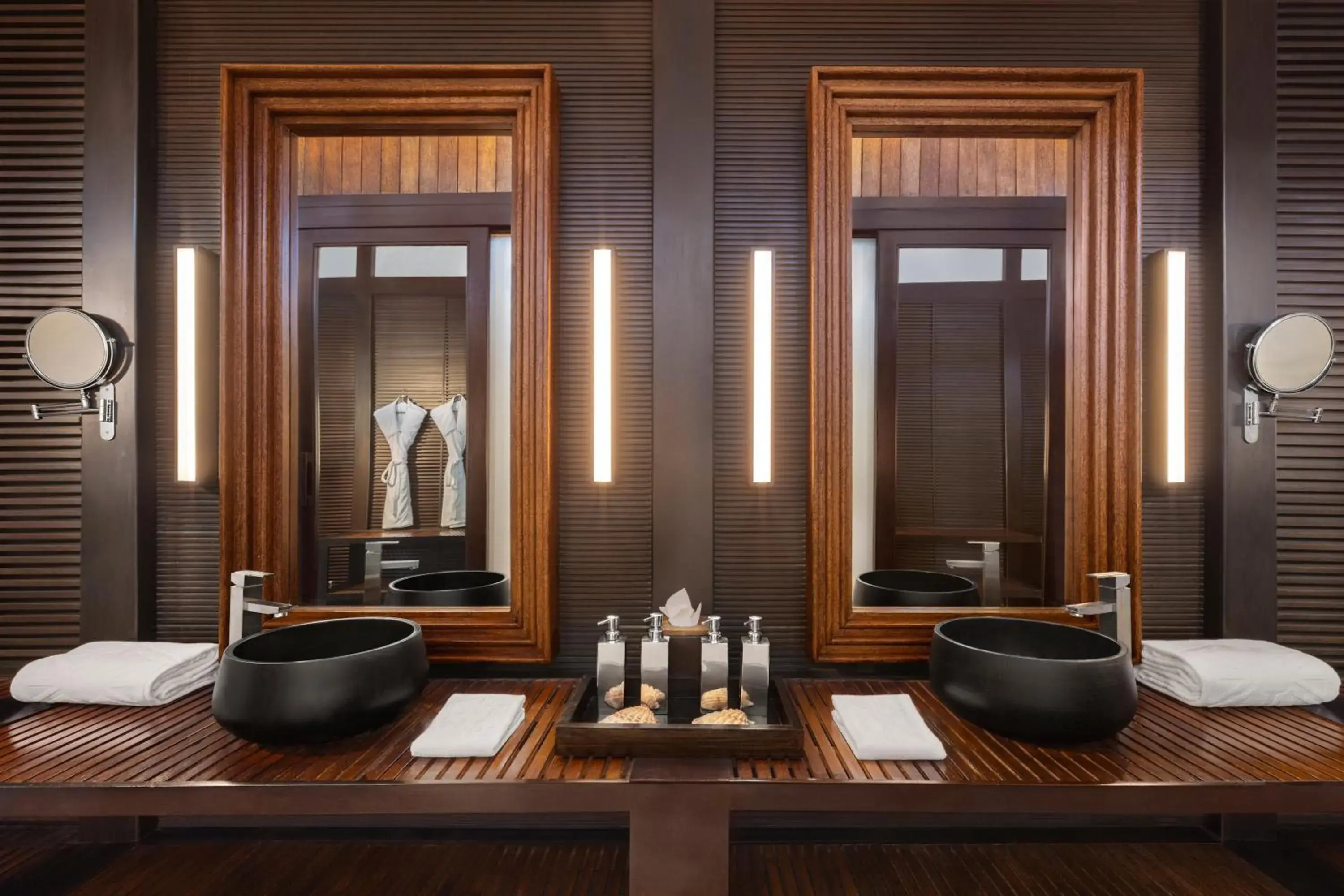 Bathroom in Taj Exotica Resort & Spa, Andamans Bathroom in Taj Exotica Resort & Spa, Andamans