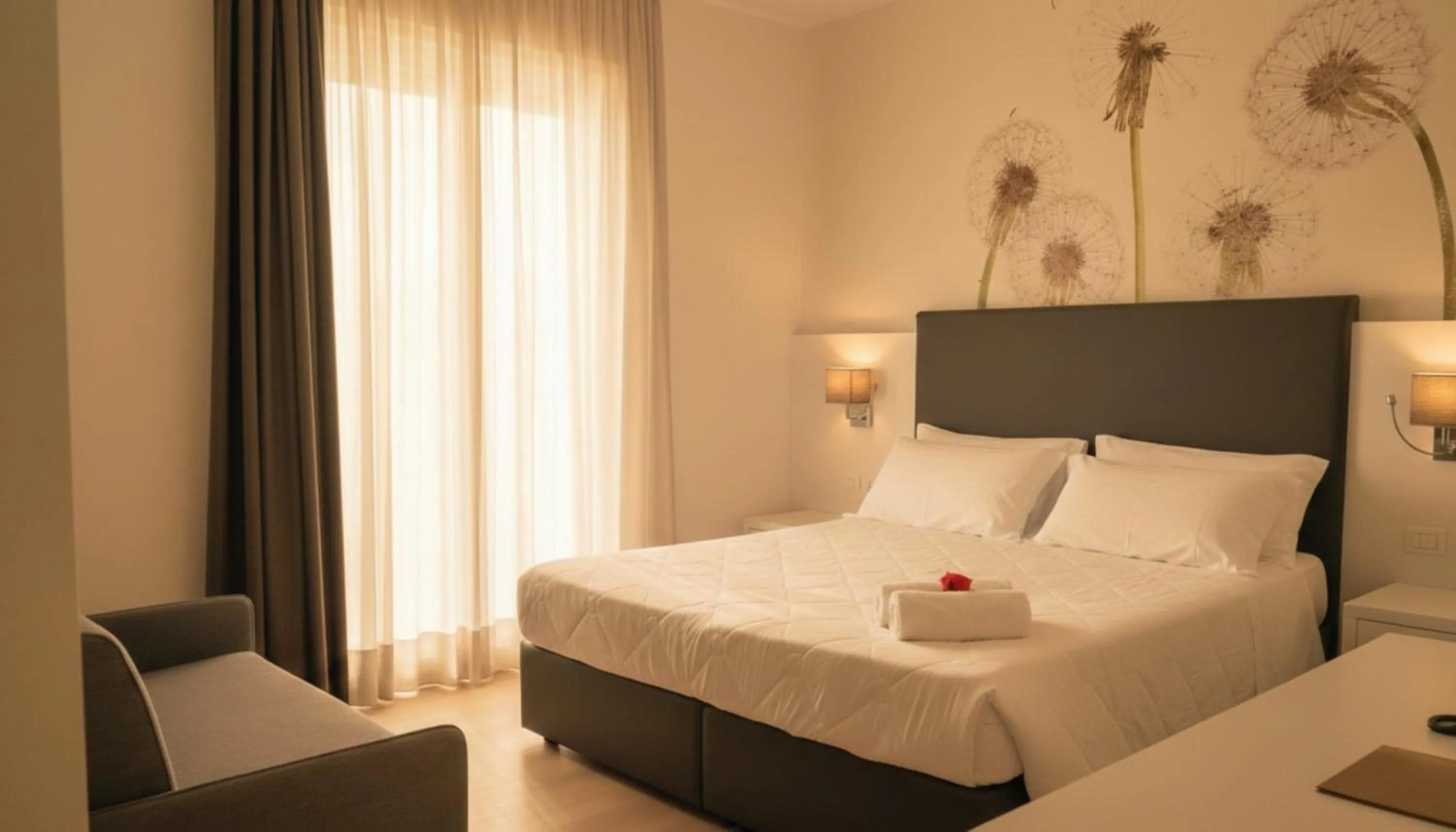 Bedroom, Bed in Hotel Columbia & Ninfea