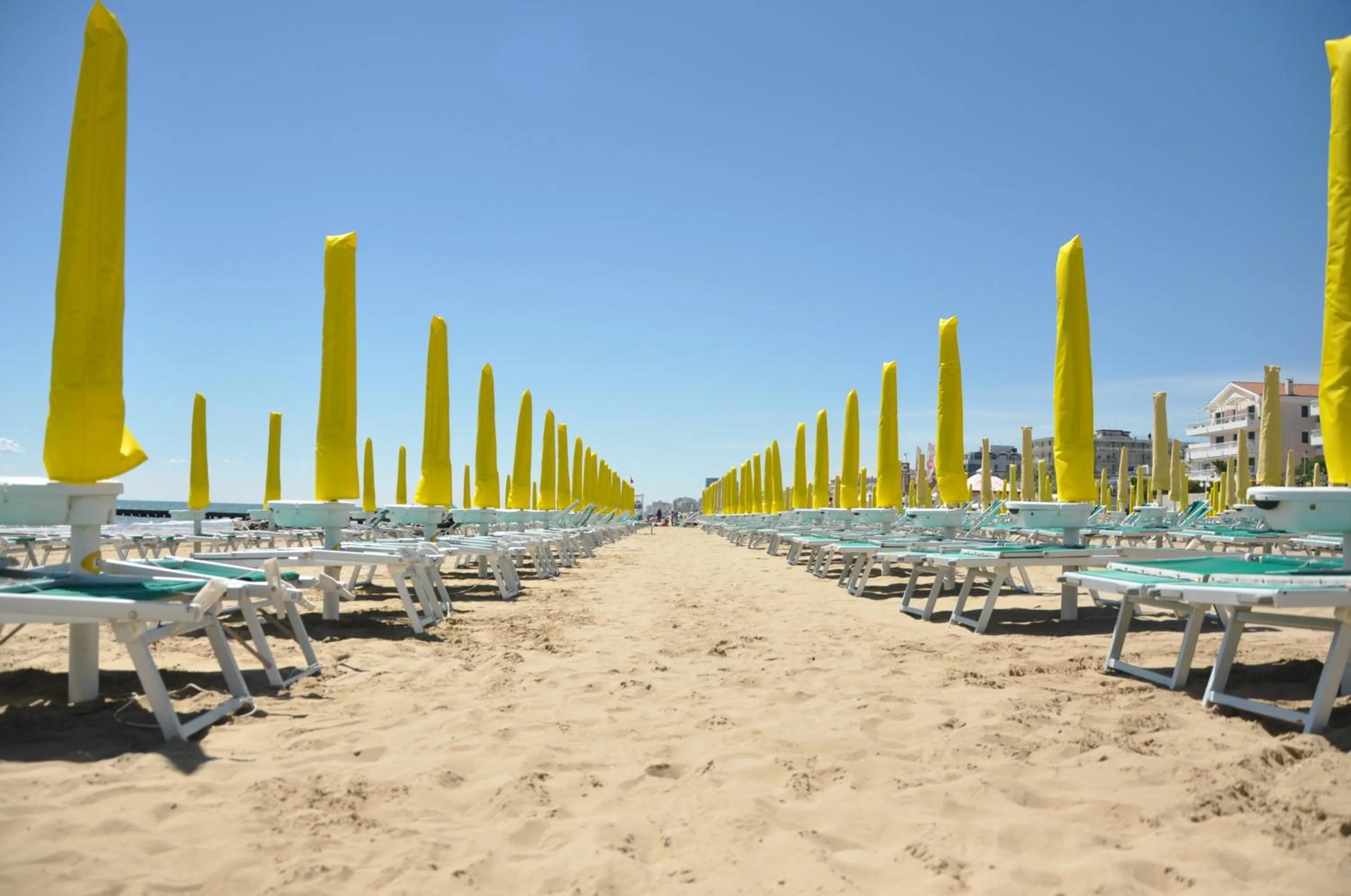 Beach in Hotel Columbia & Ninfea