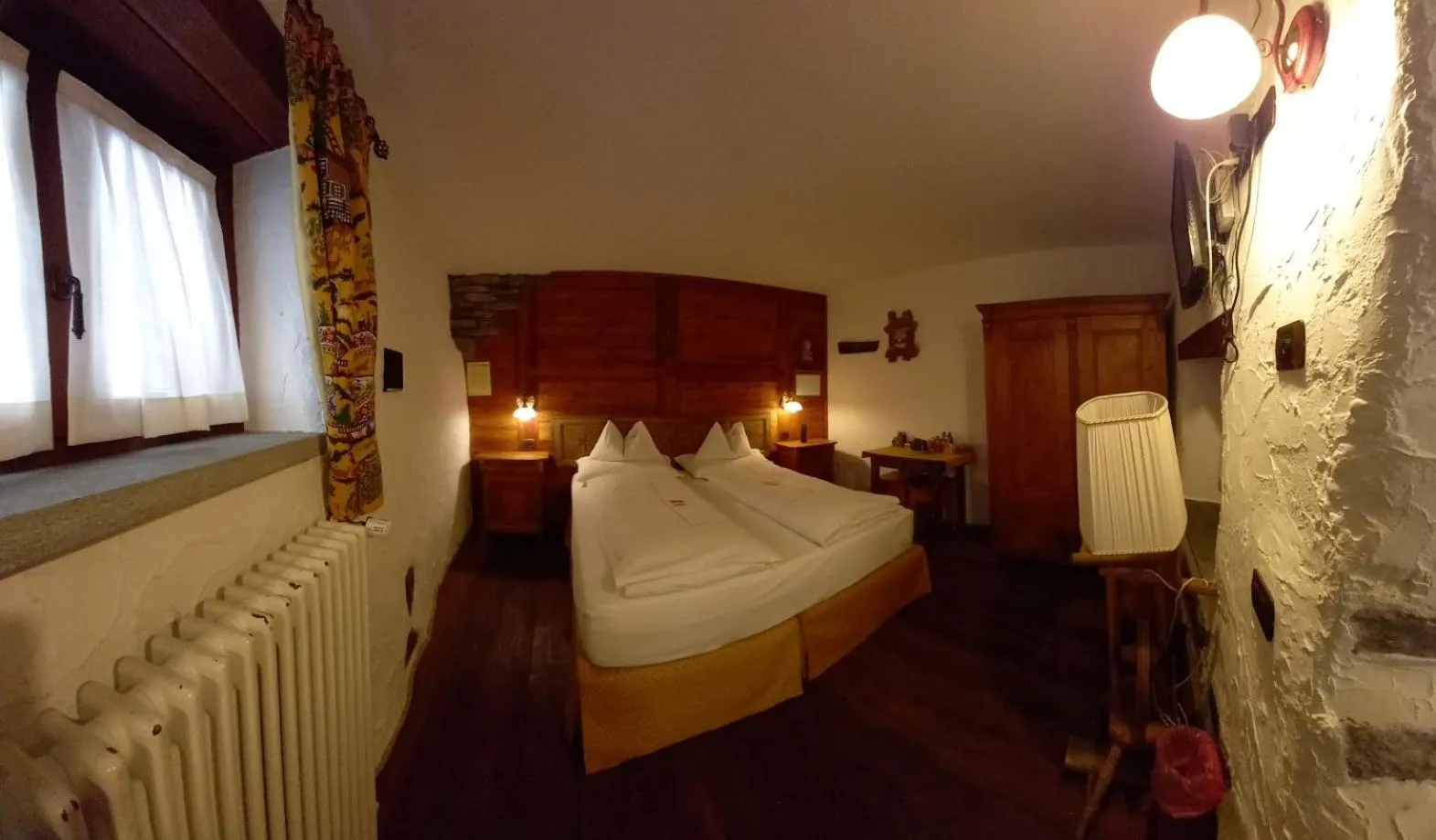 Bedroom, Bed in Eco Chalet Maison Dominique