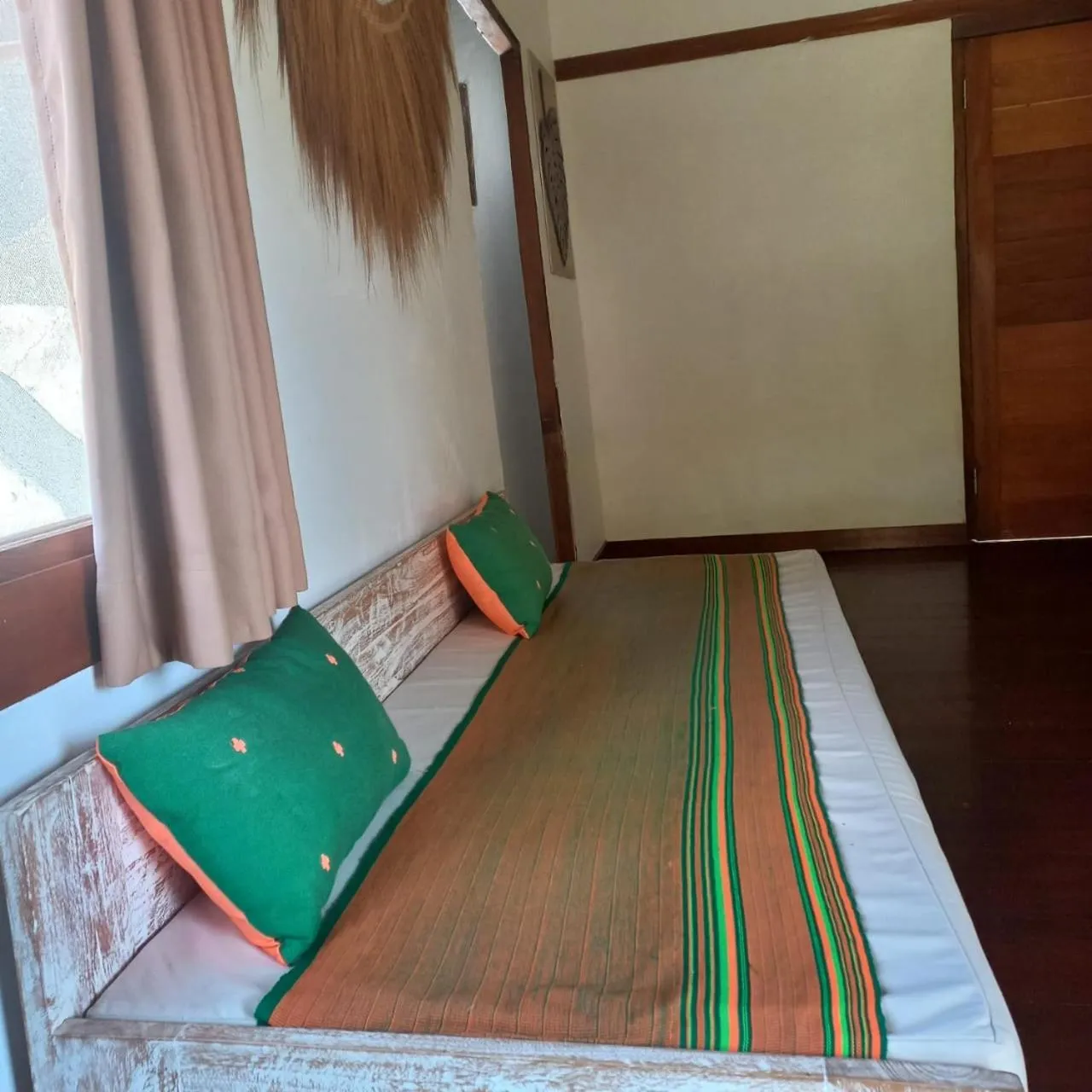 Bed in Rua Beach Resort Sumba