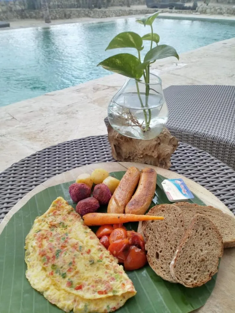 Restaurant/places to eat in Rua Beach Resort Sumba