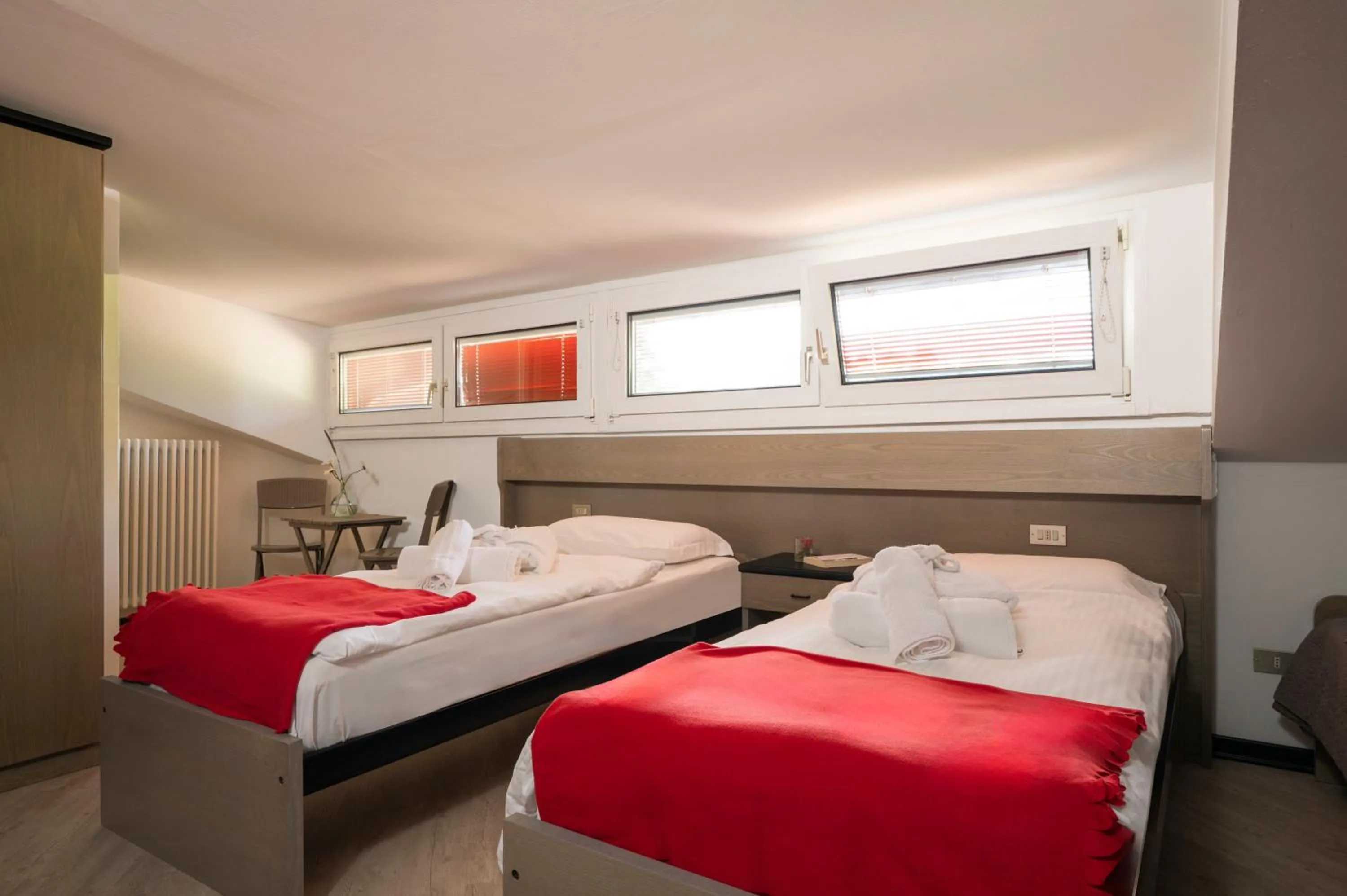 Bed in Hotel Scoiattolo