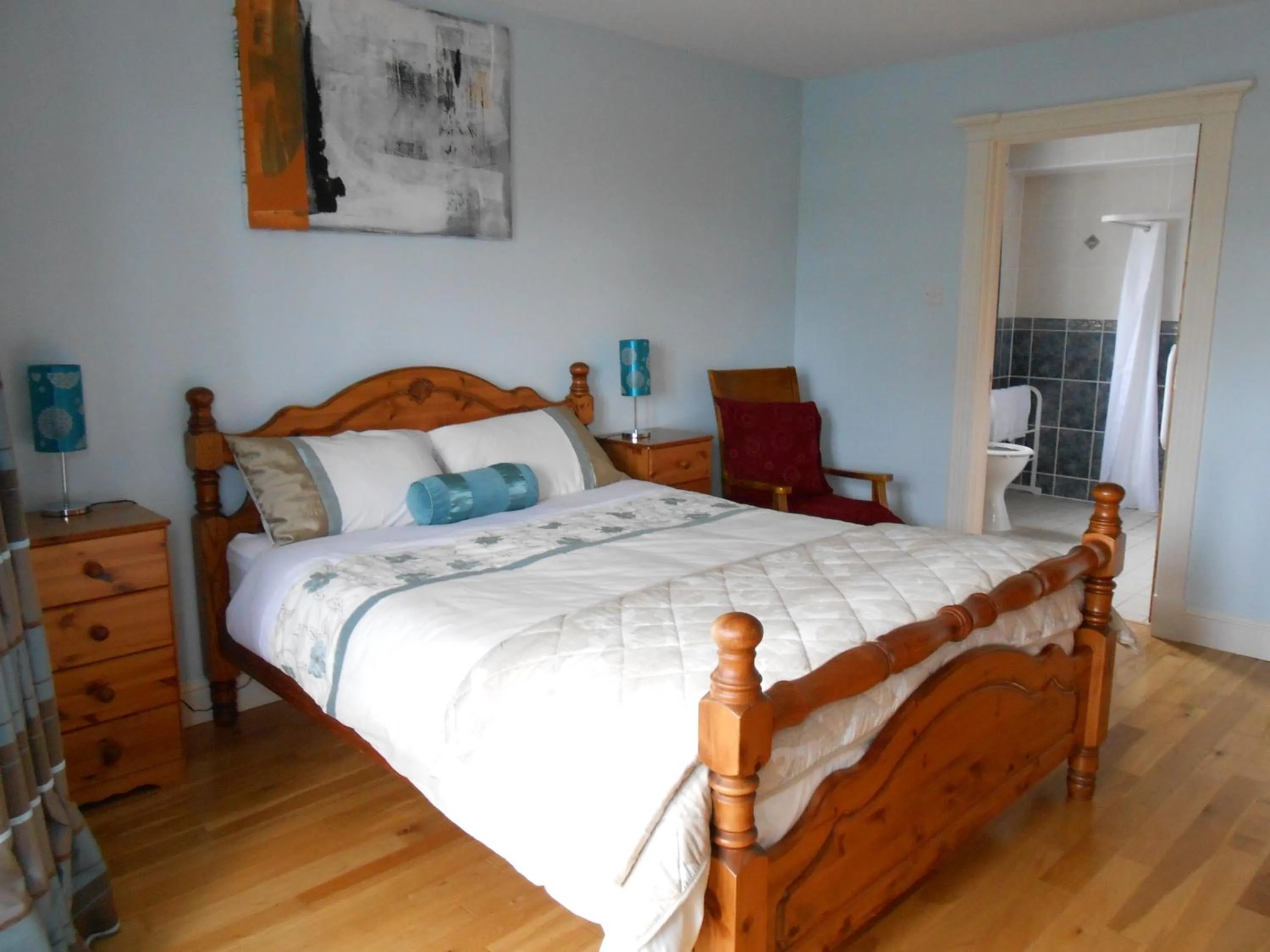 Bedroom, Bed in Alverna House B&B