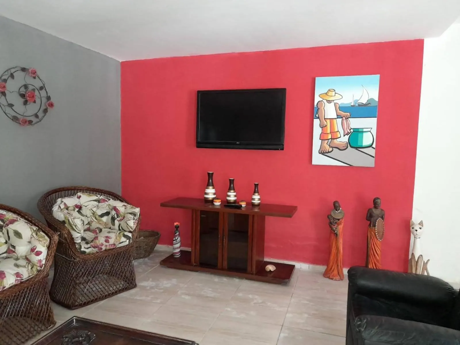 Communal lounge/ TV room in OYO Pousada Recanto Shangrilá, Cabo Frio