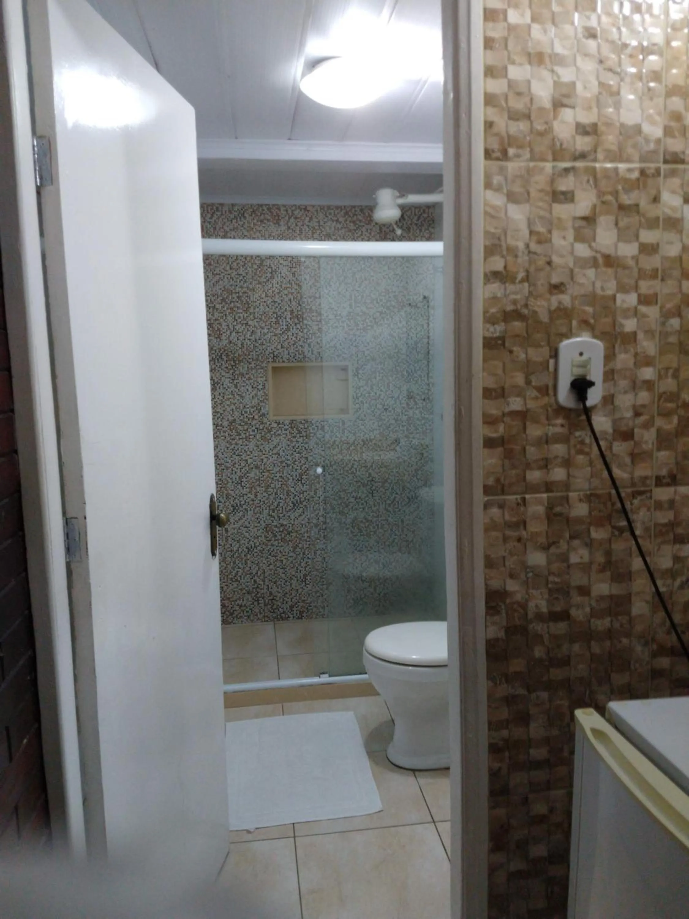 Bathroom in OYO Pousada Recanto Shangrilá, Cabo Frio