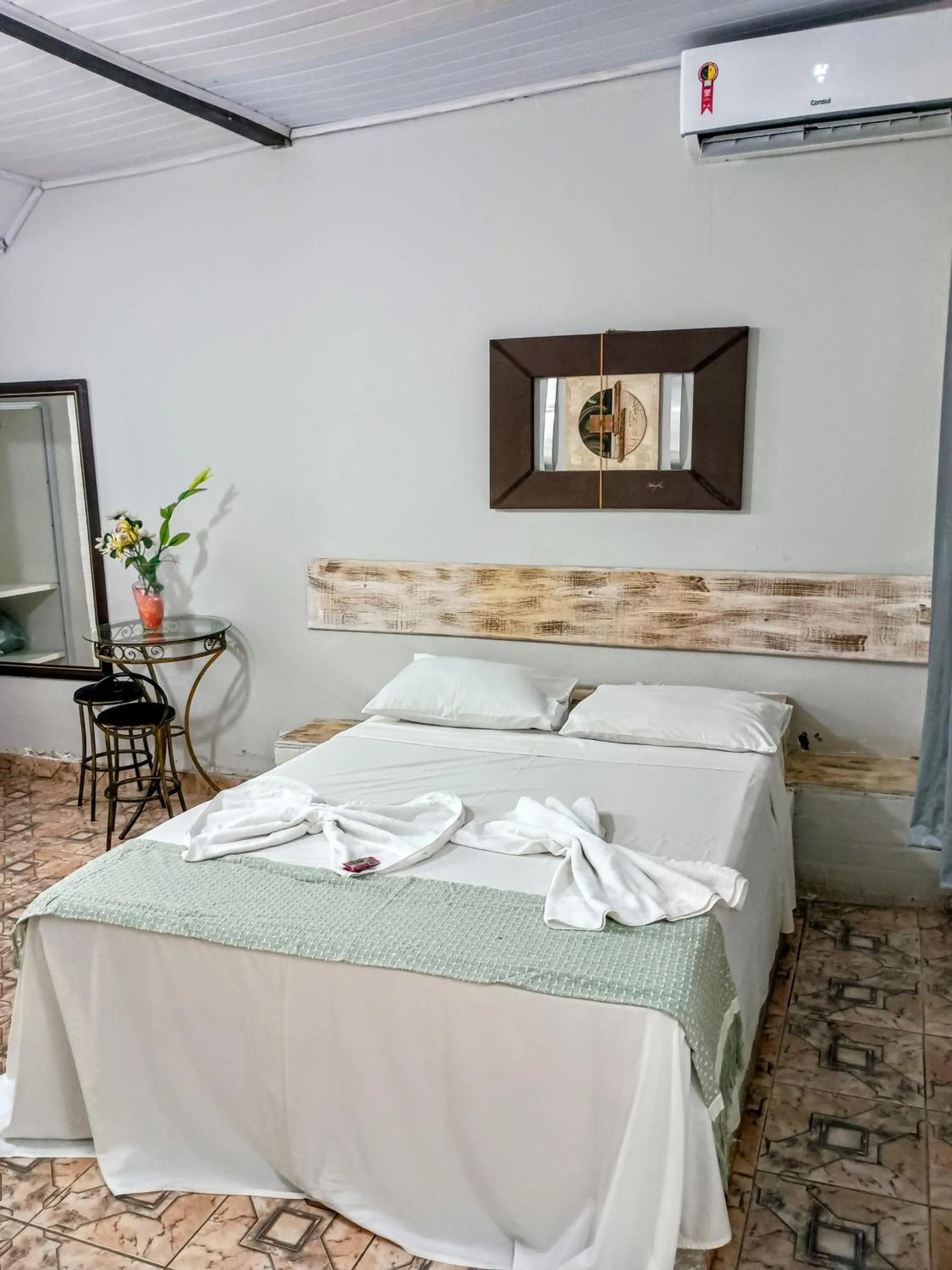 Bedroom in OYO Pousada Recanto Shangrilá, Cabo Frio