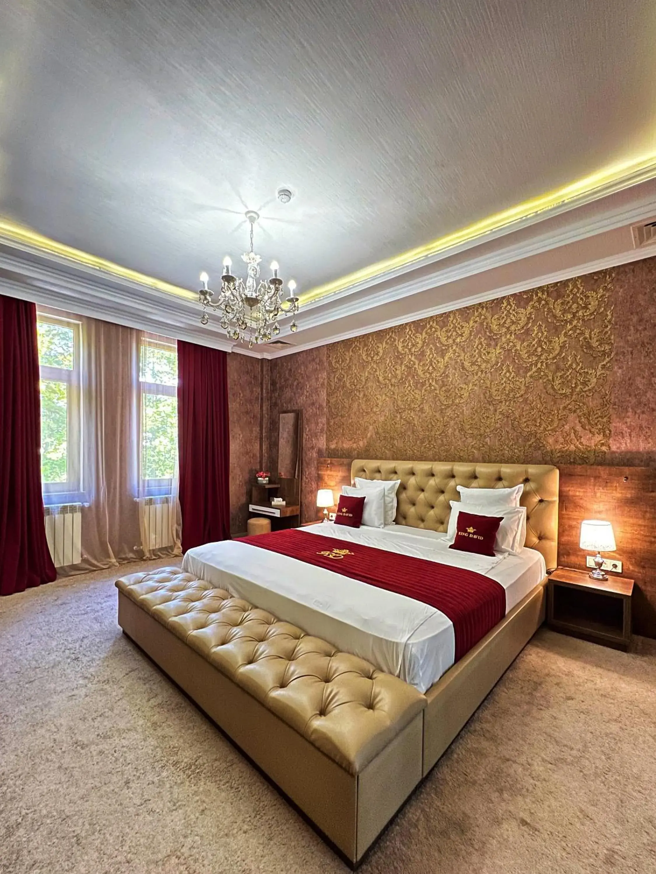 King Suite with Balcony in Hotel King David The Builder King Suite with Balcony in Hotel King David The Builder