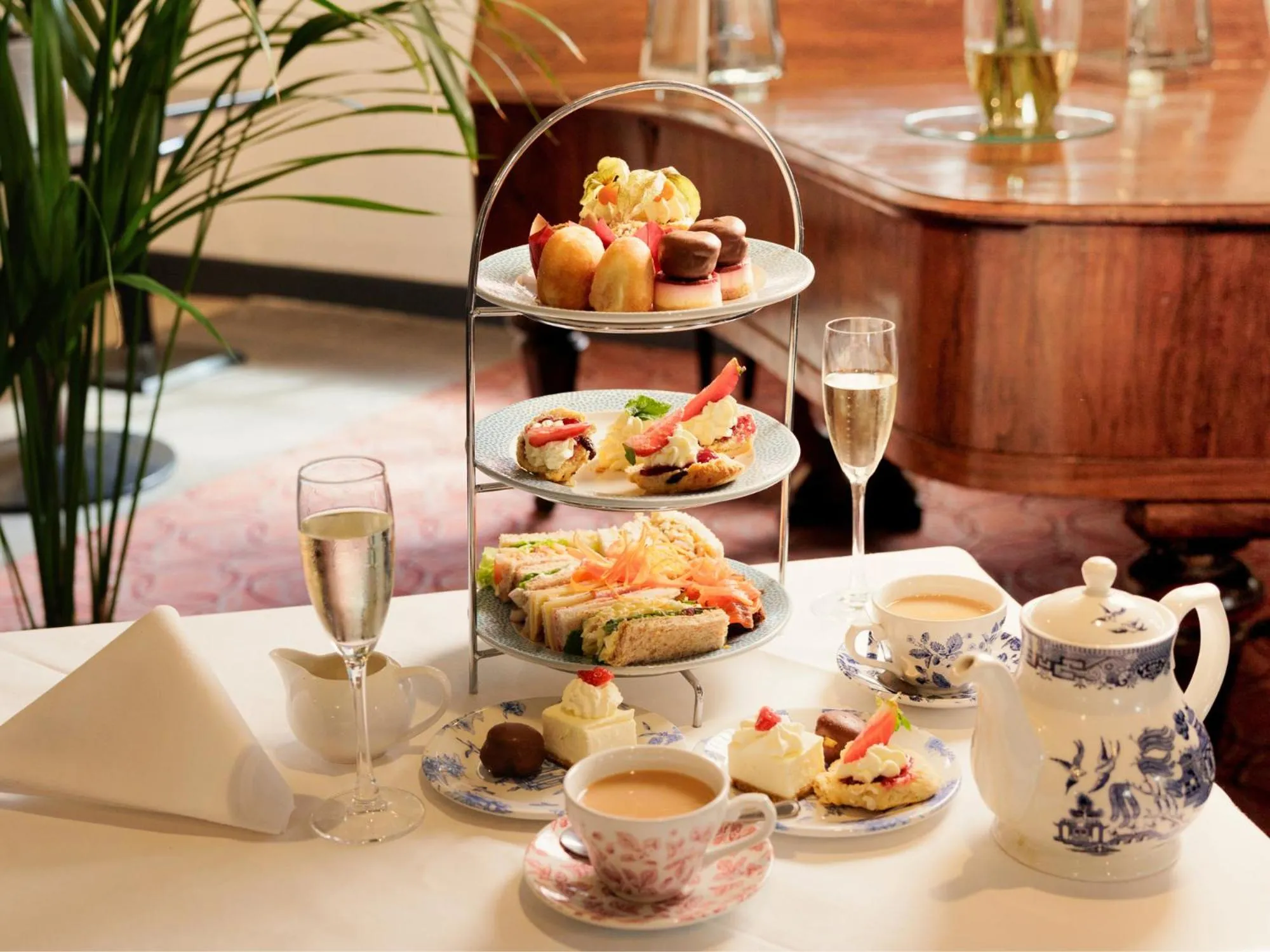 Food in Springfield Hotel