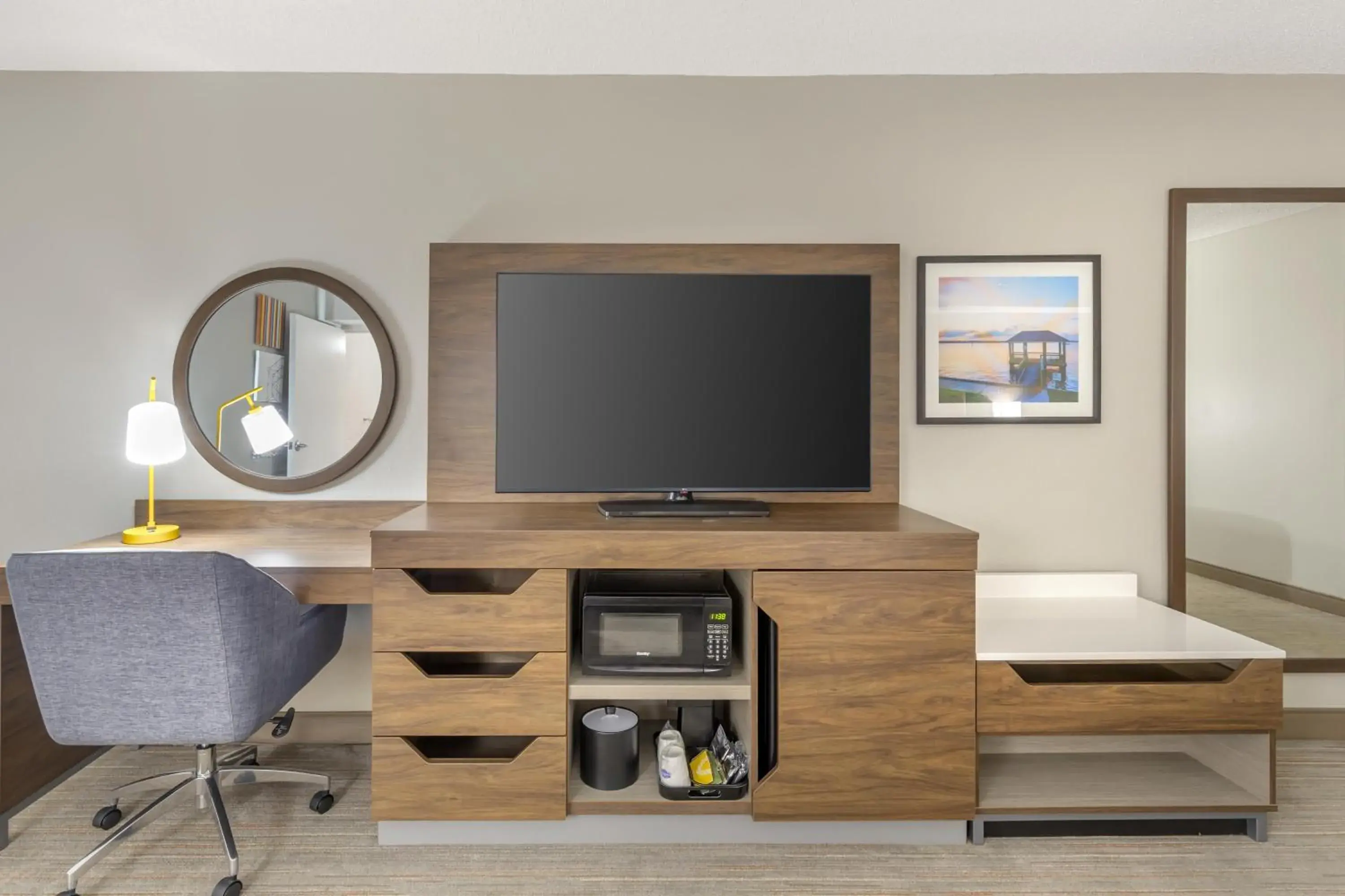 Bedroom in Hampton Inn New Bern Bedroom in Hampton Inn New Bern